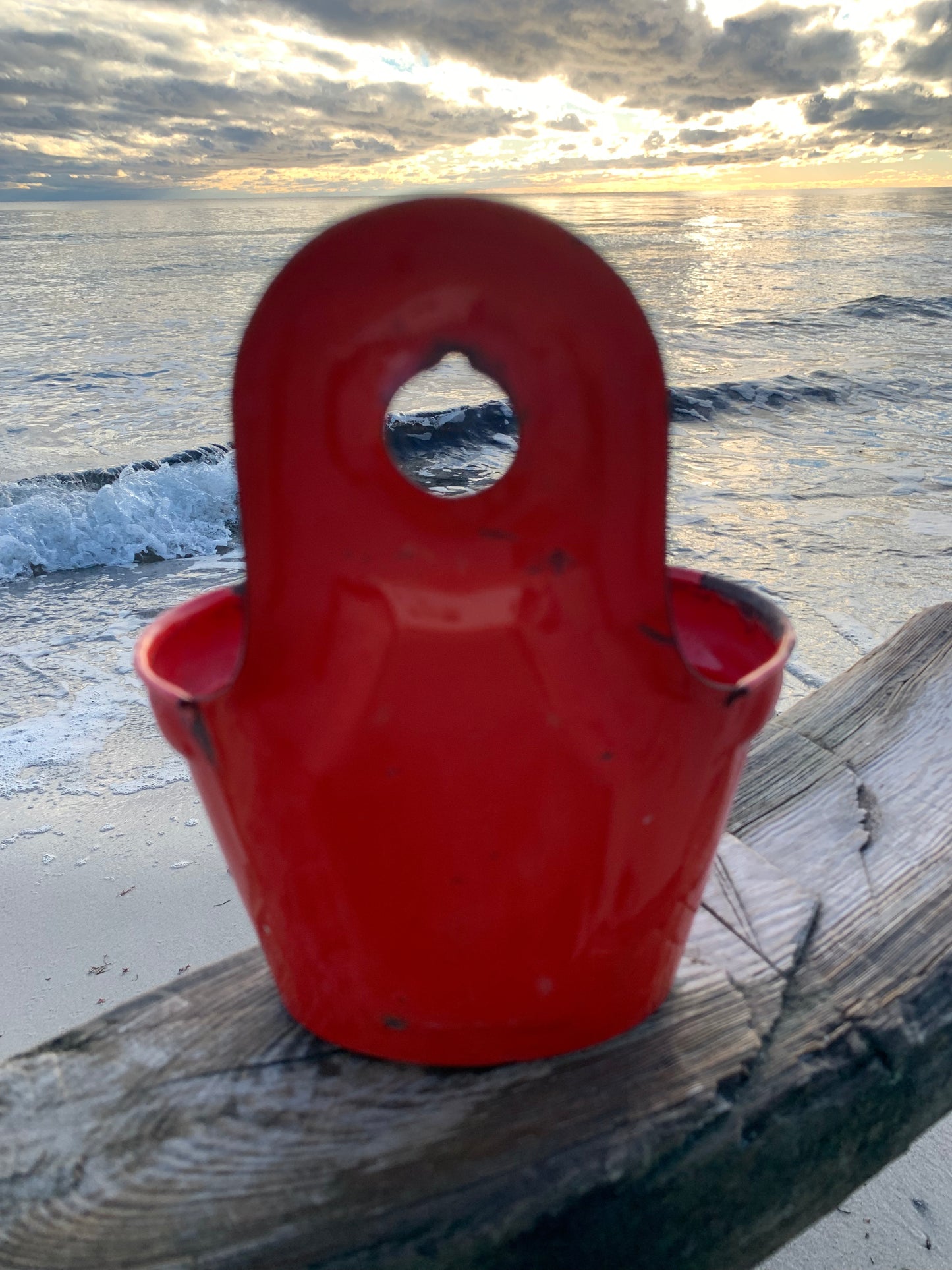 Emaljkärl från Glud och Marstrand