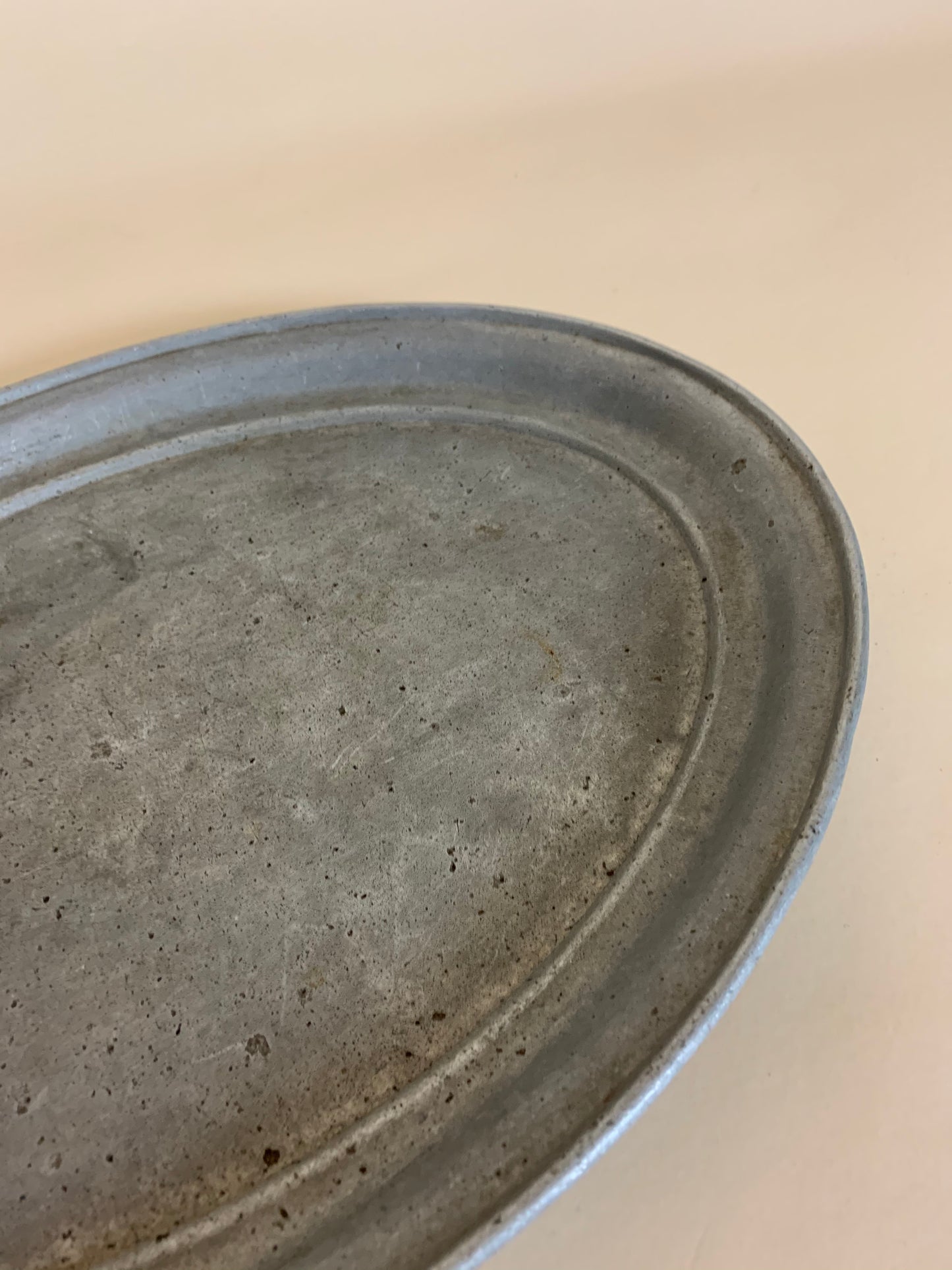 Vackert och gammalt zinkfat