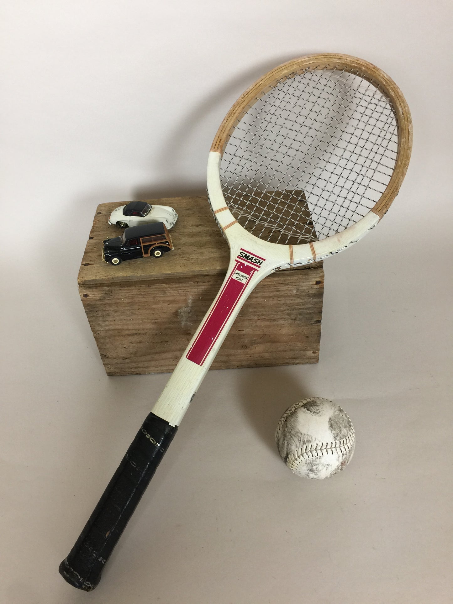 Fin gammal tennisracket