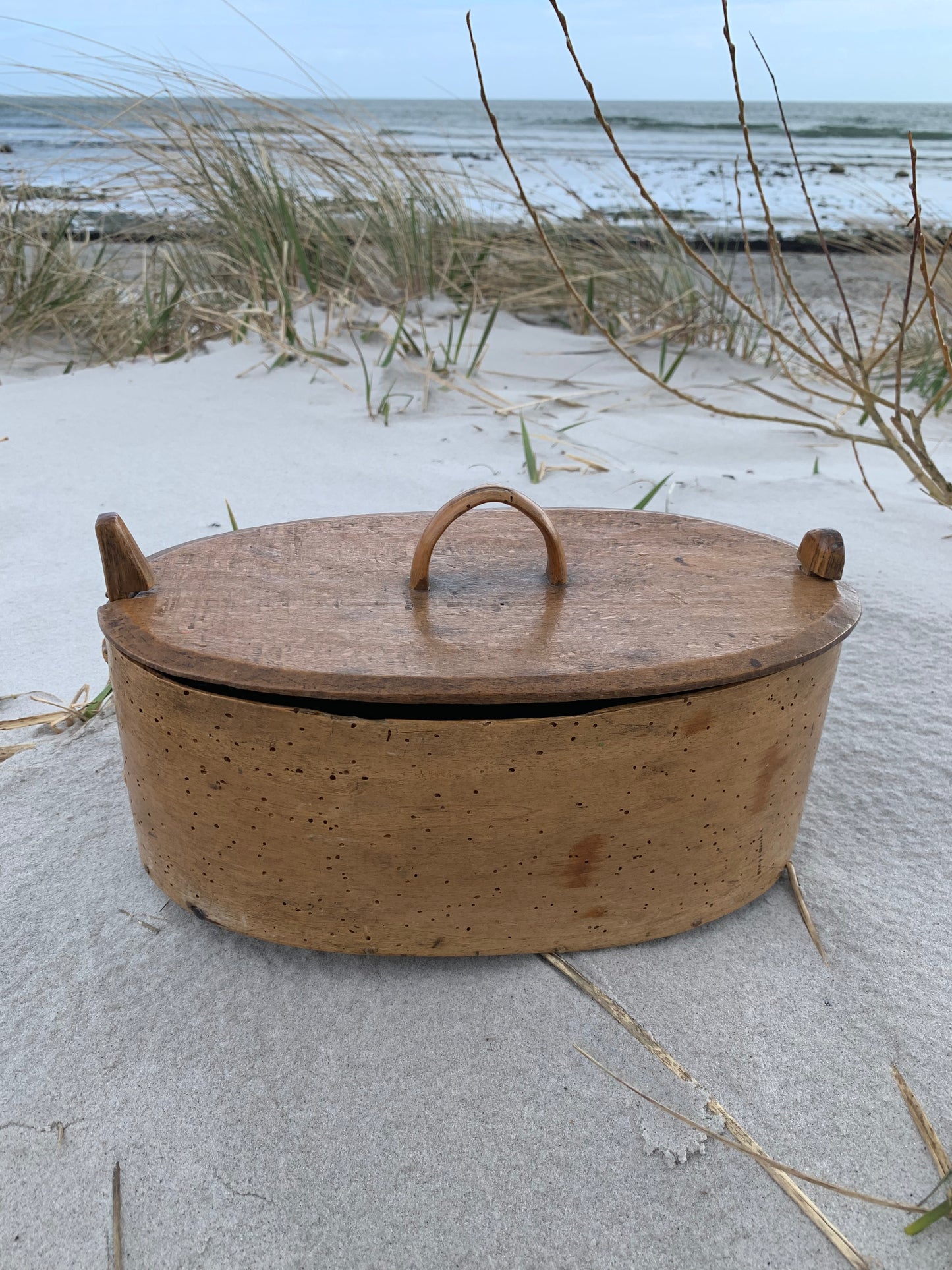 Trälåda med lock