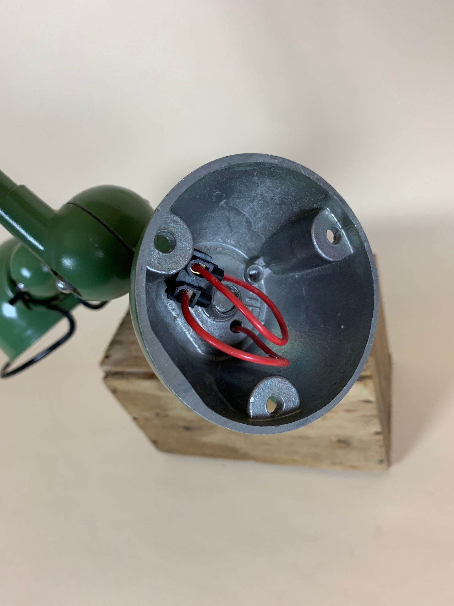 Jieldé vägglampa med 2 armar - Grön
