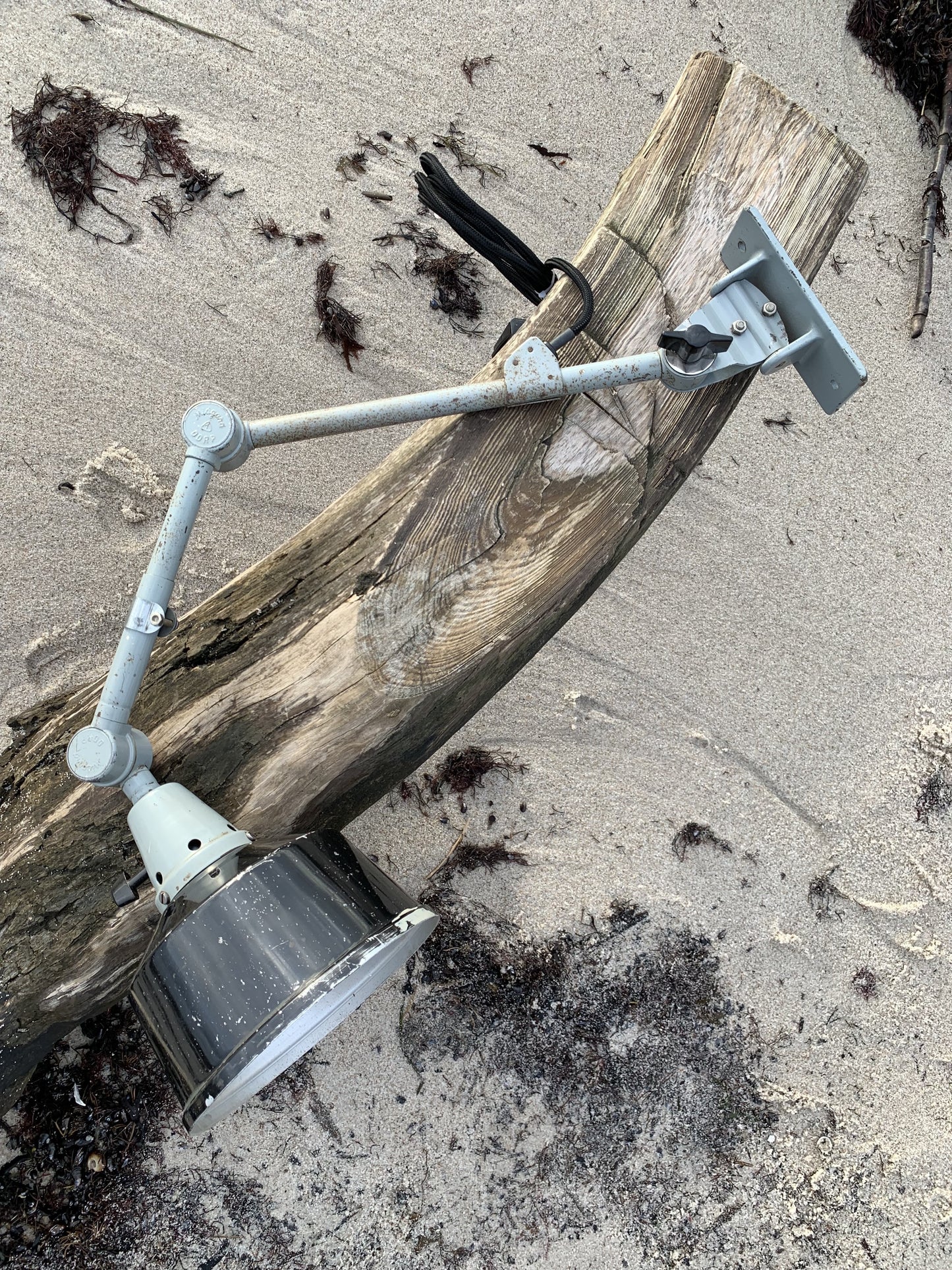 Midgard lampa av Curt Fischer