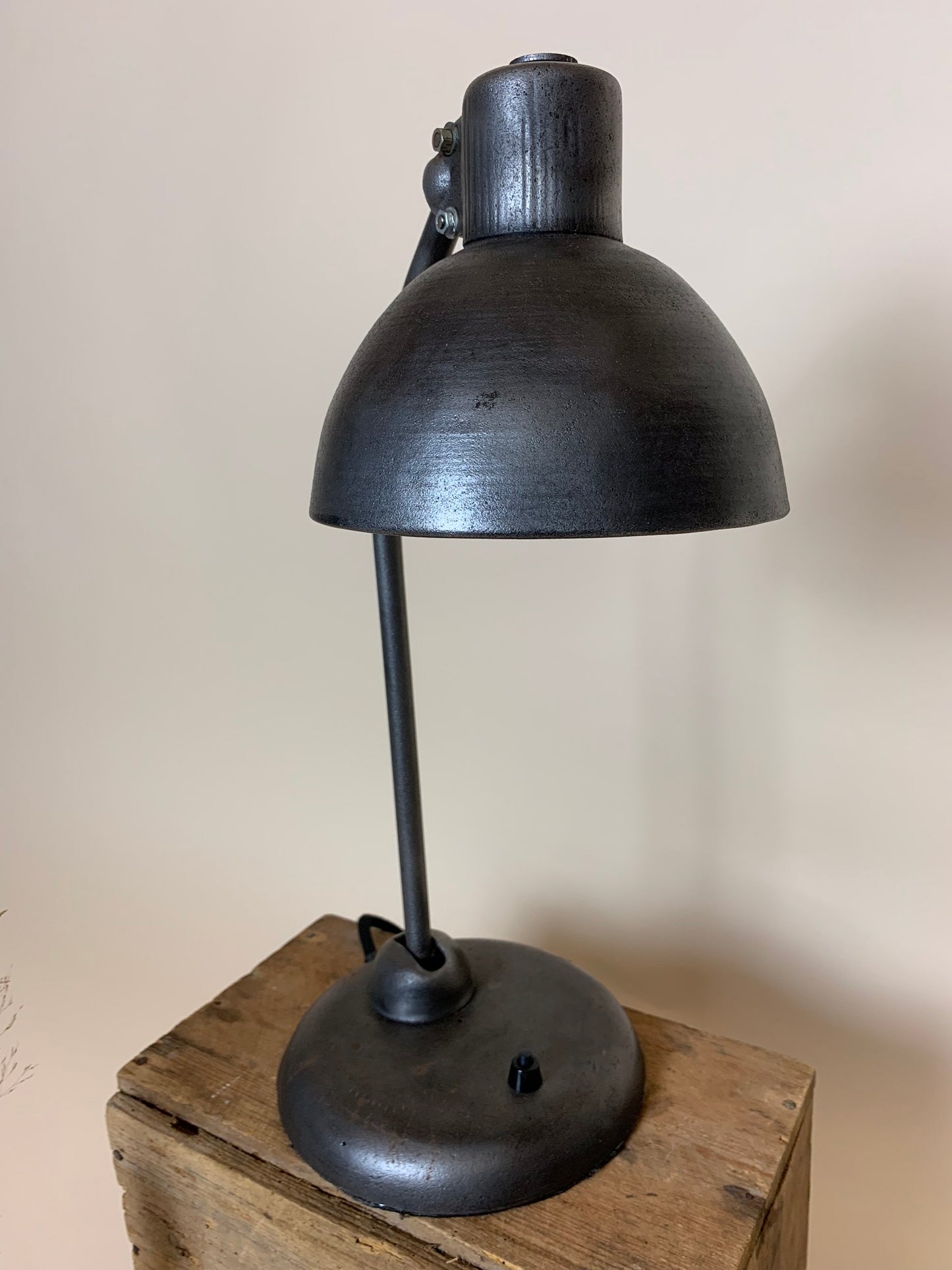 Rå vintage lampa