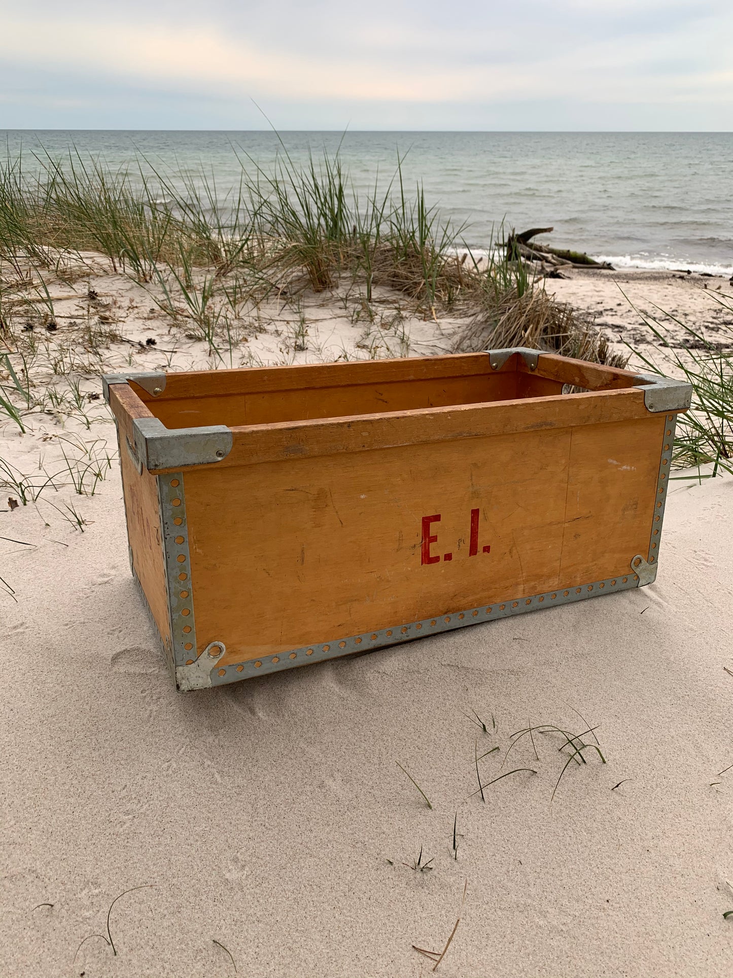 Box EI