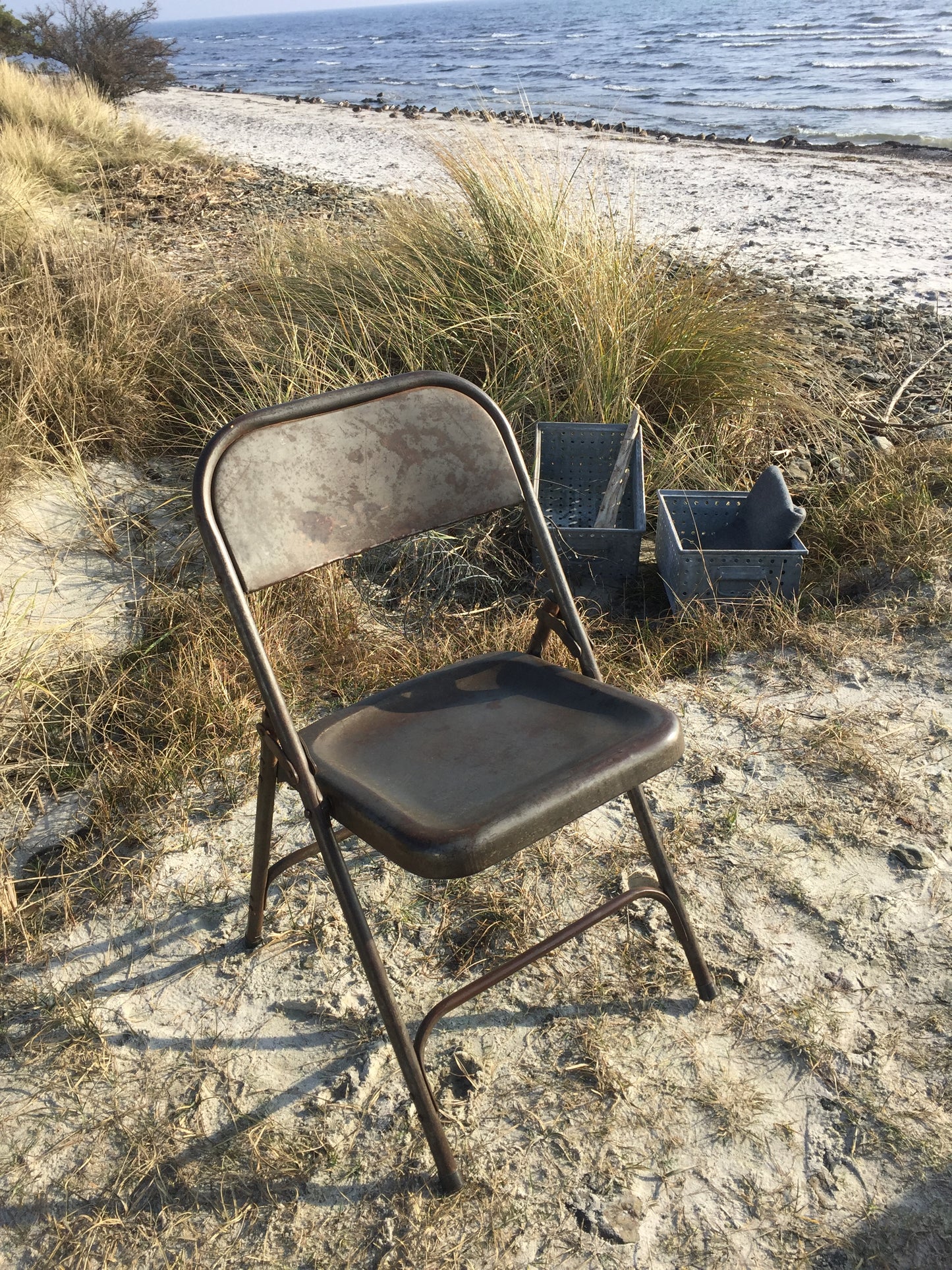 Rå och vacker cargo fällstol i metall (Priset är per styck)