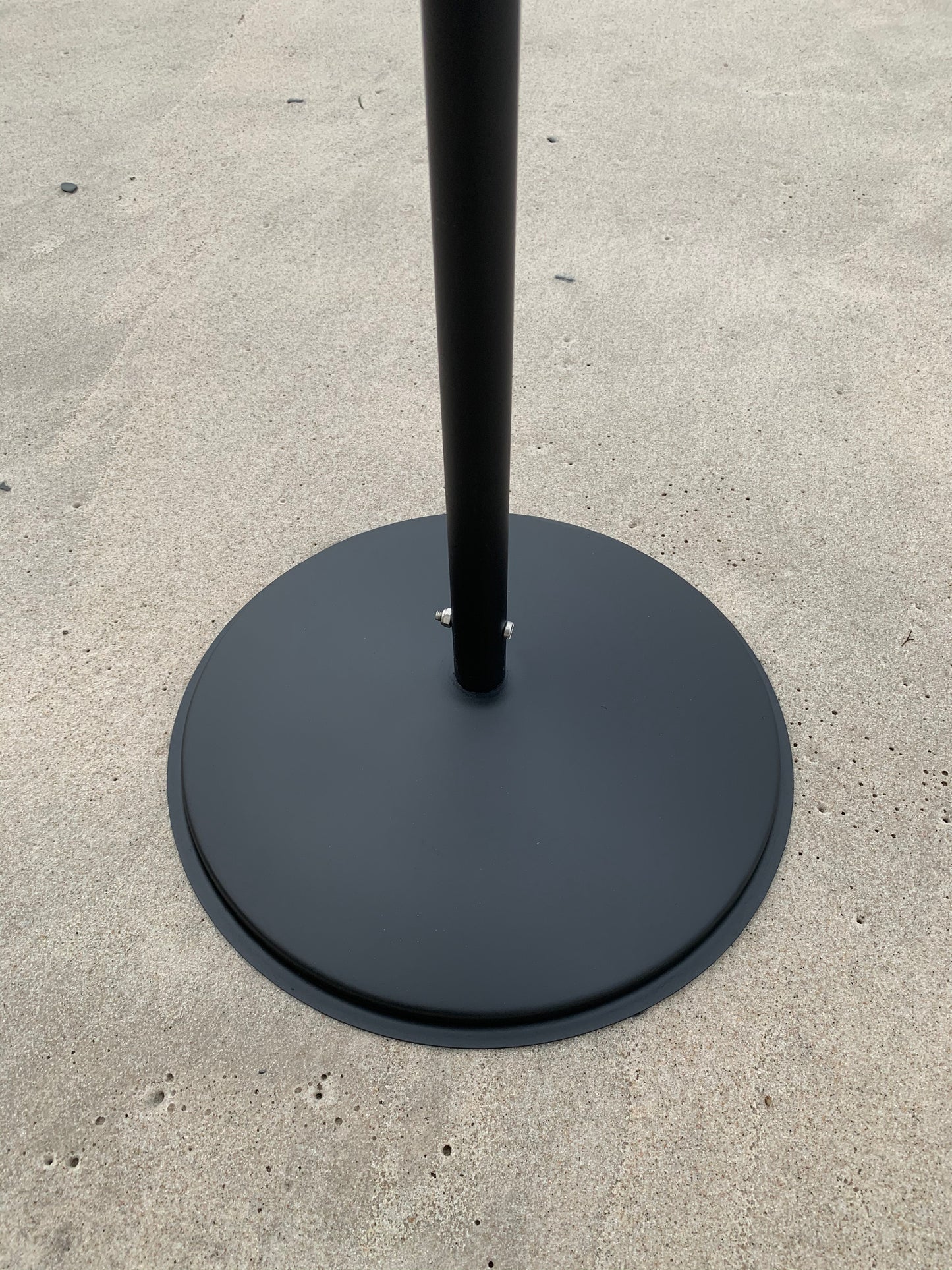 Industriell golvlampa