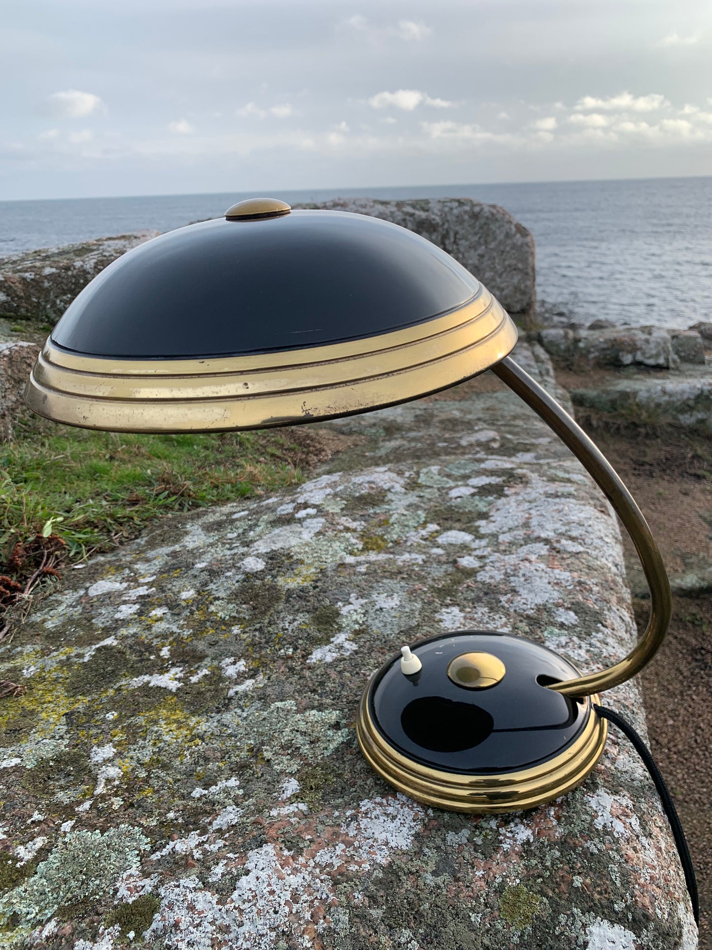 Helo - Svart och mässing