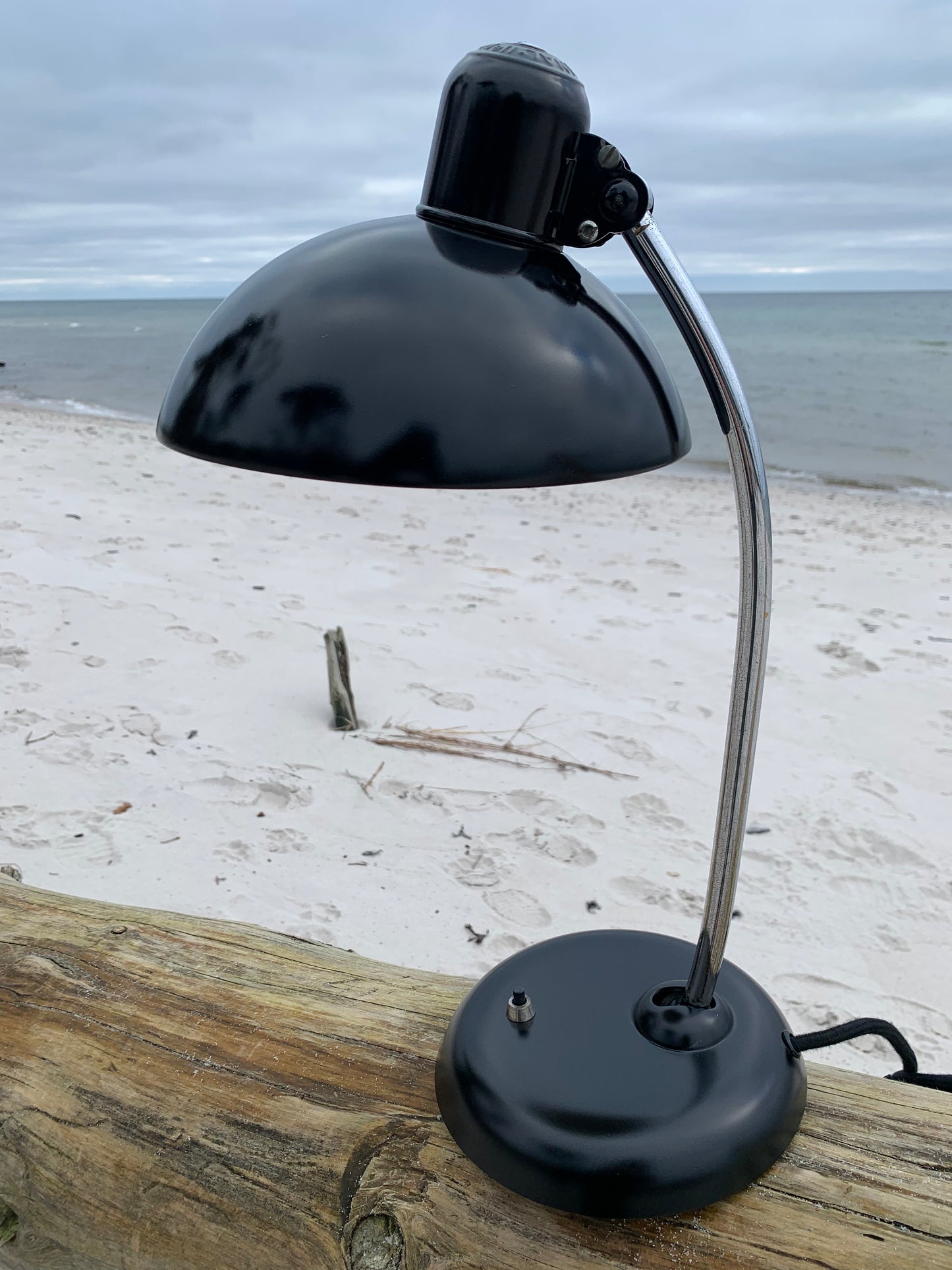 Kaiser Idell 6556 - Svart