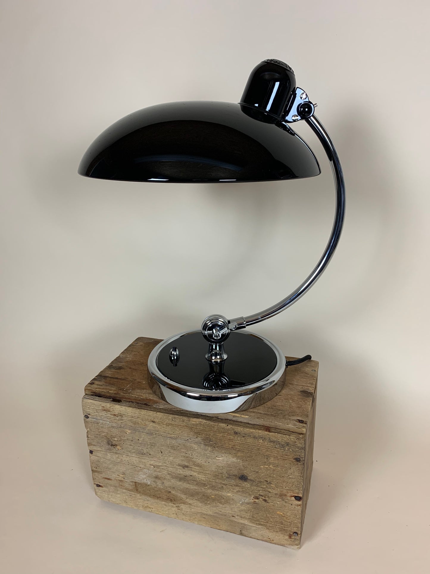 Kaiser Idell bordslampa