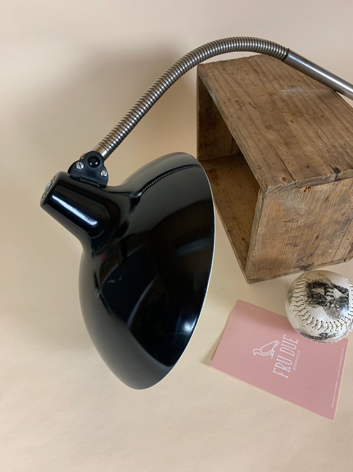 Kaiser Idell 6861 - Svart