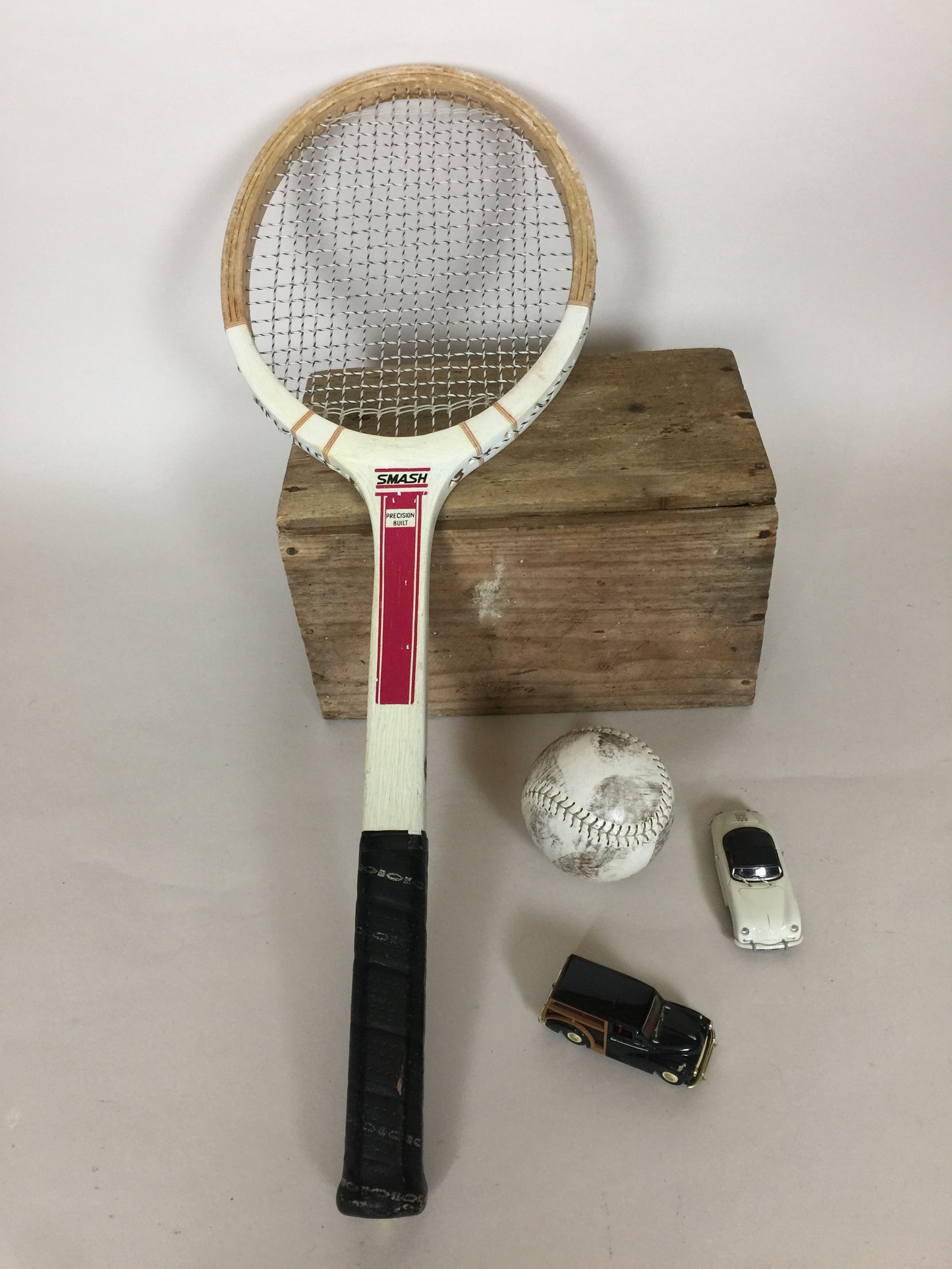Fin gammal tennisracket