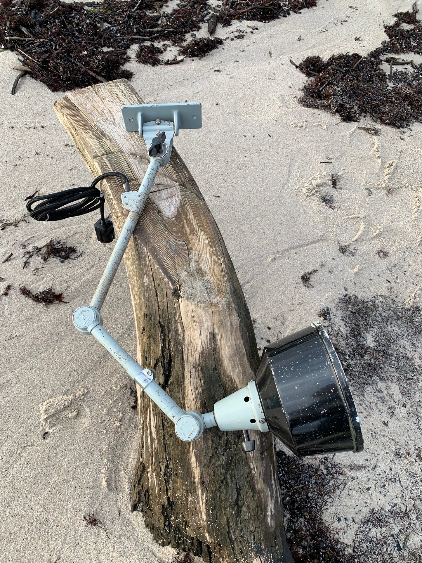 Midgard lampa av Curt Fischer