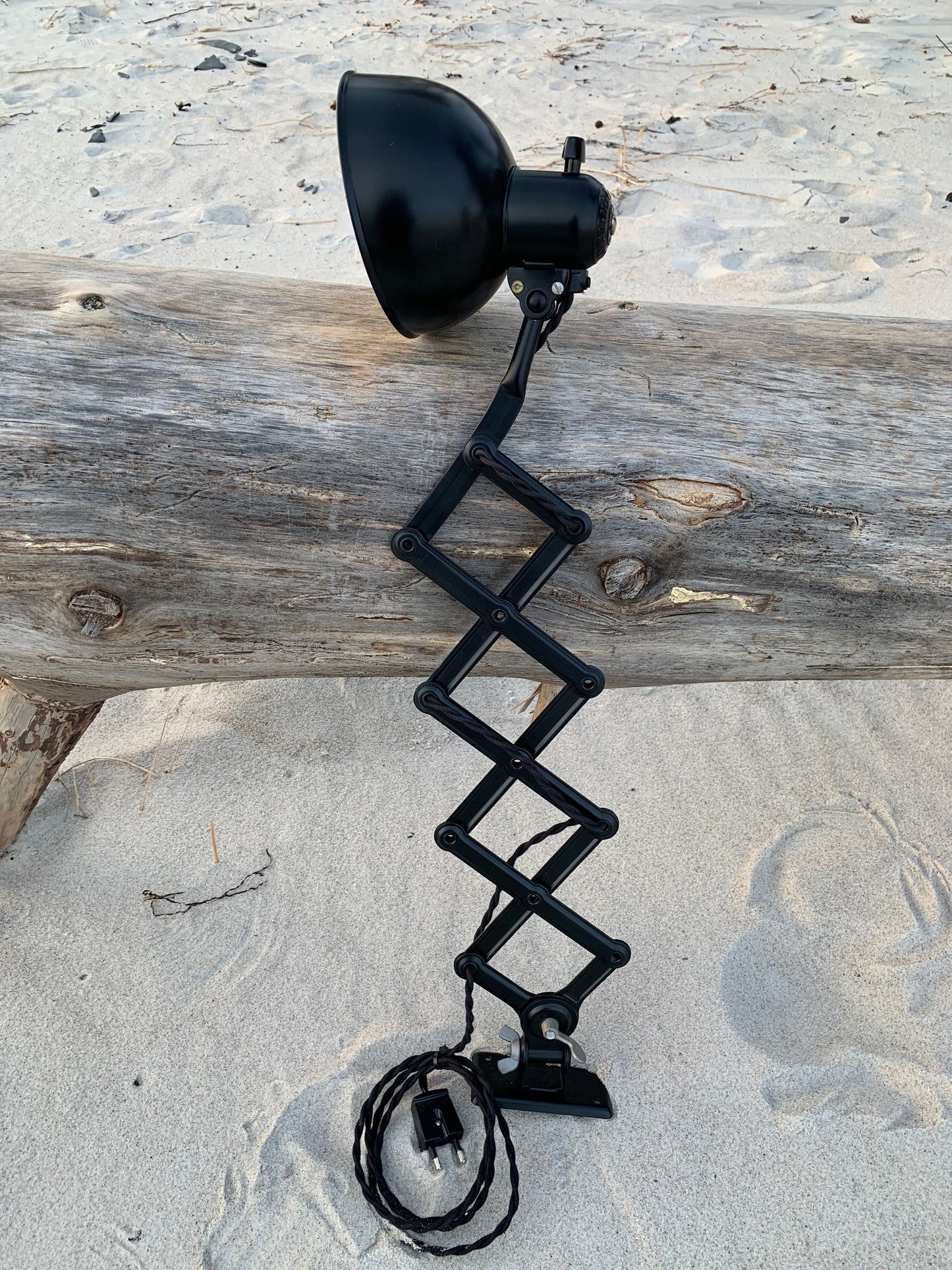 Kaiser Idell 6718 saxlampa - Svart