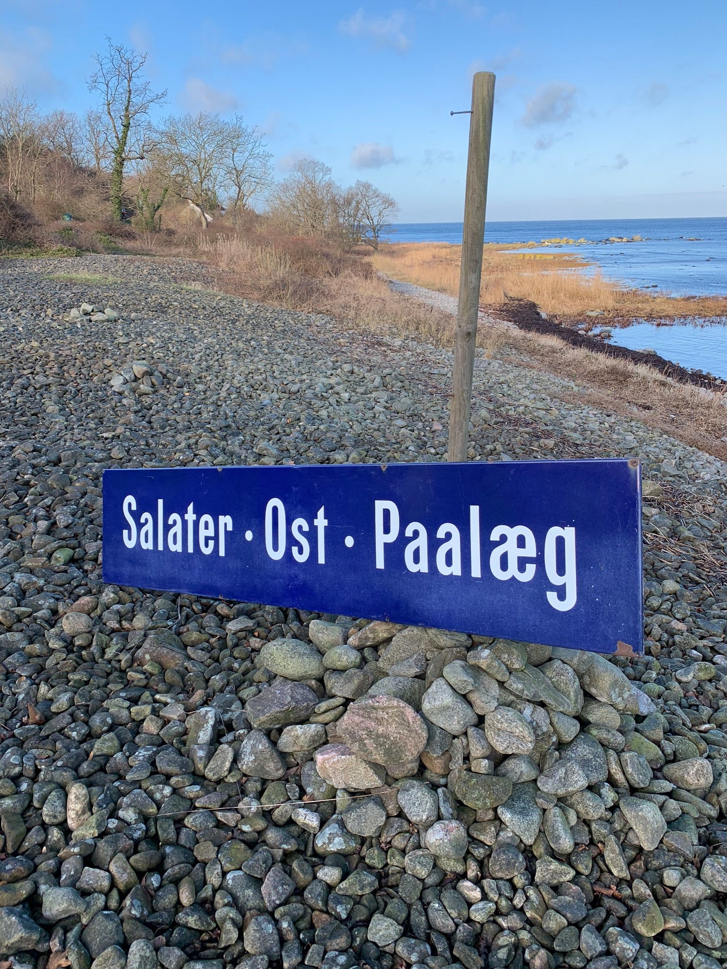 Sallader - Ost - Pålägg emaljskylt