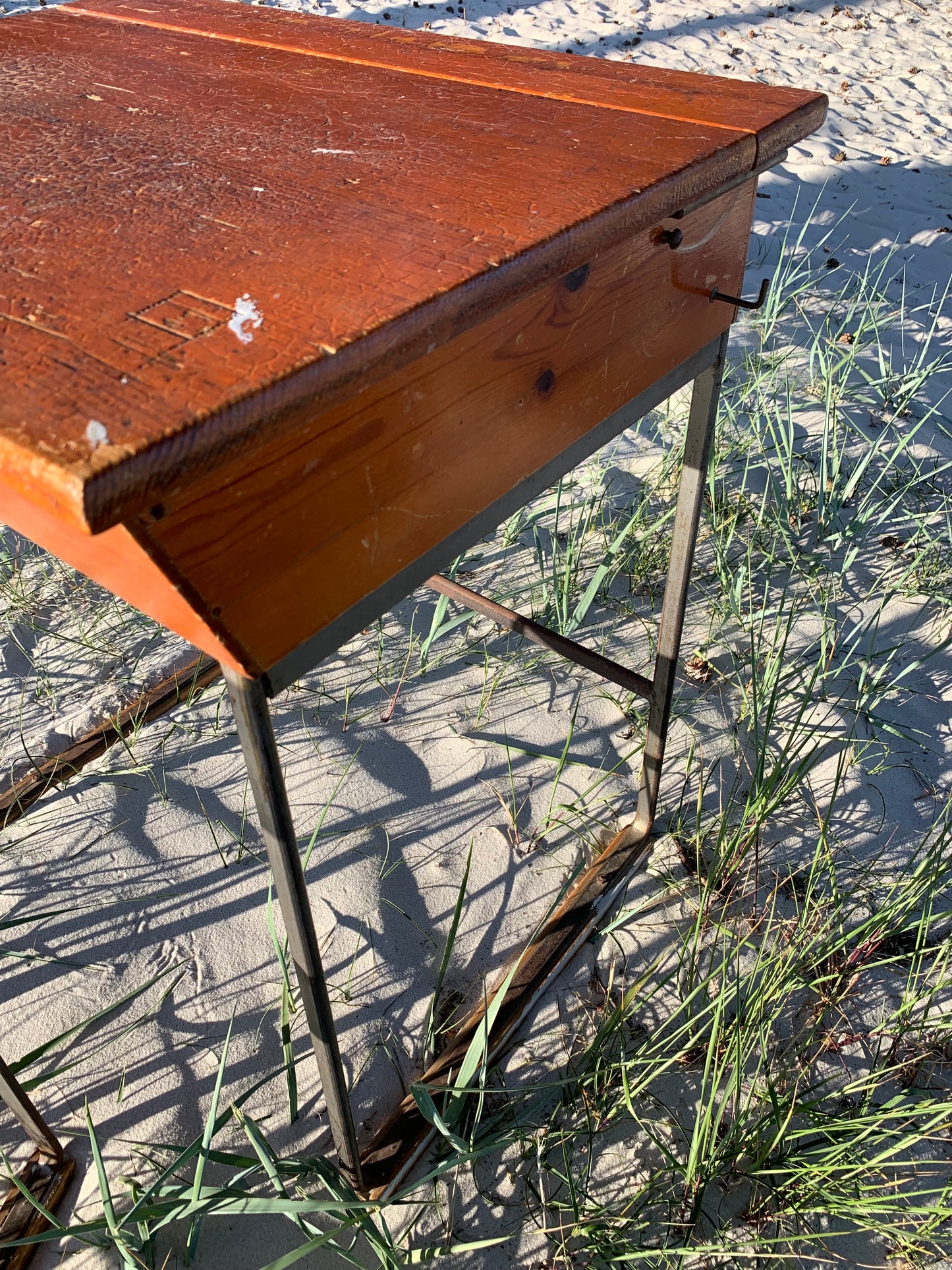 Skolbänk och stol från Grythyttan