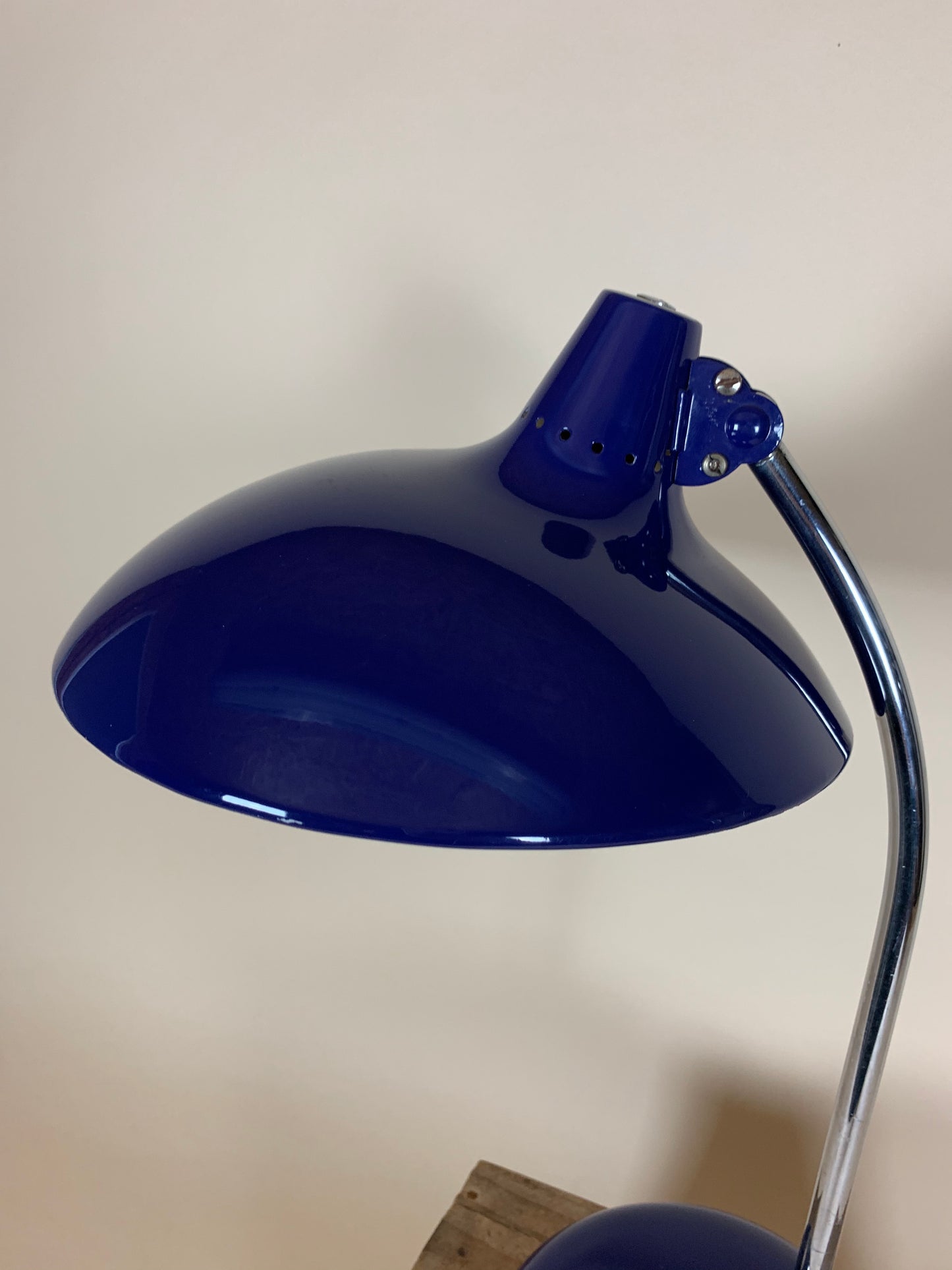 Kaiser Idell 6786 - Blå