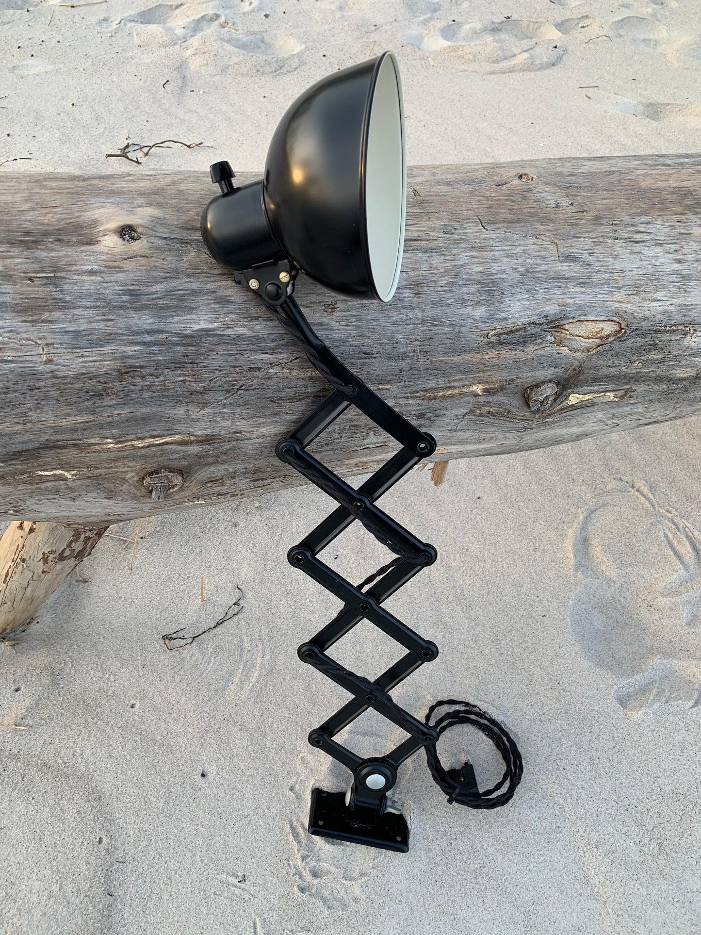Kaiser Idell 6718 saxlampa - Svart