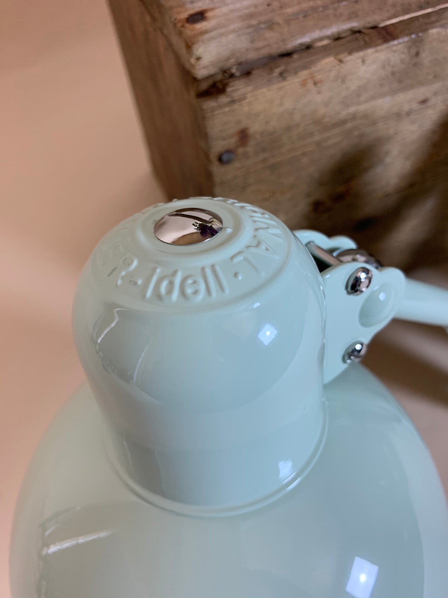 Kaiser Idell saxlampa - Mintgrön