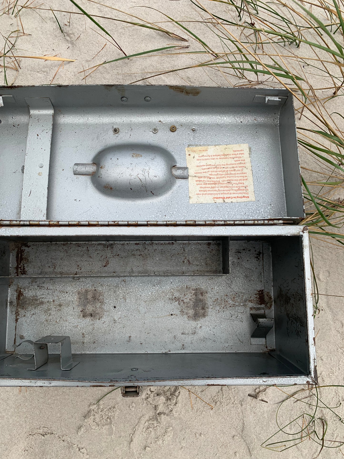 Fin verktygslåda i metall