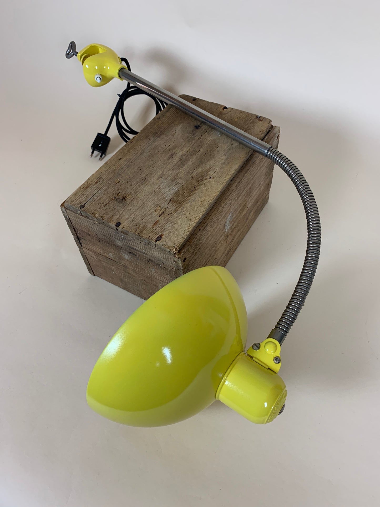 Kaiser Idell arkitektlampa med flexarm - Gul