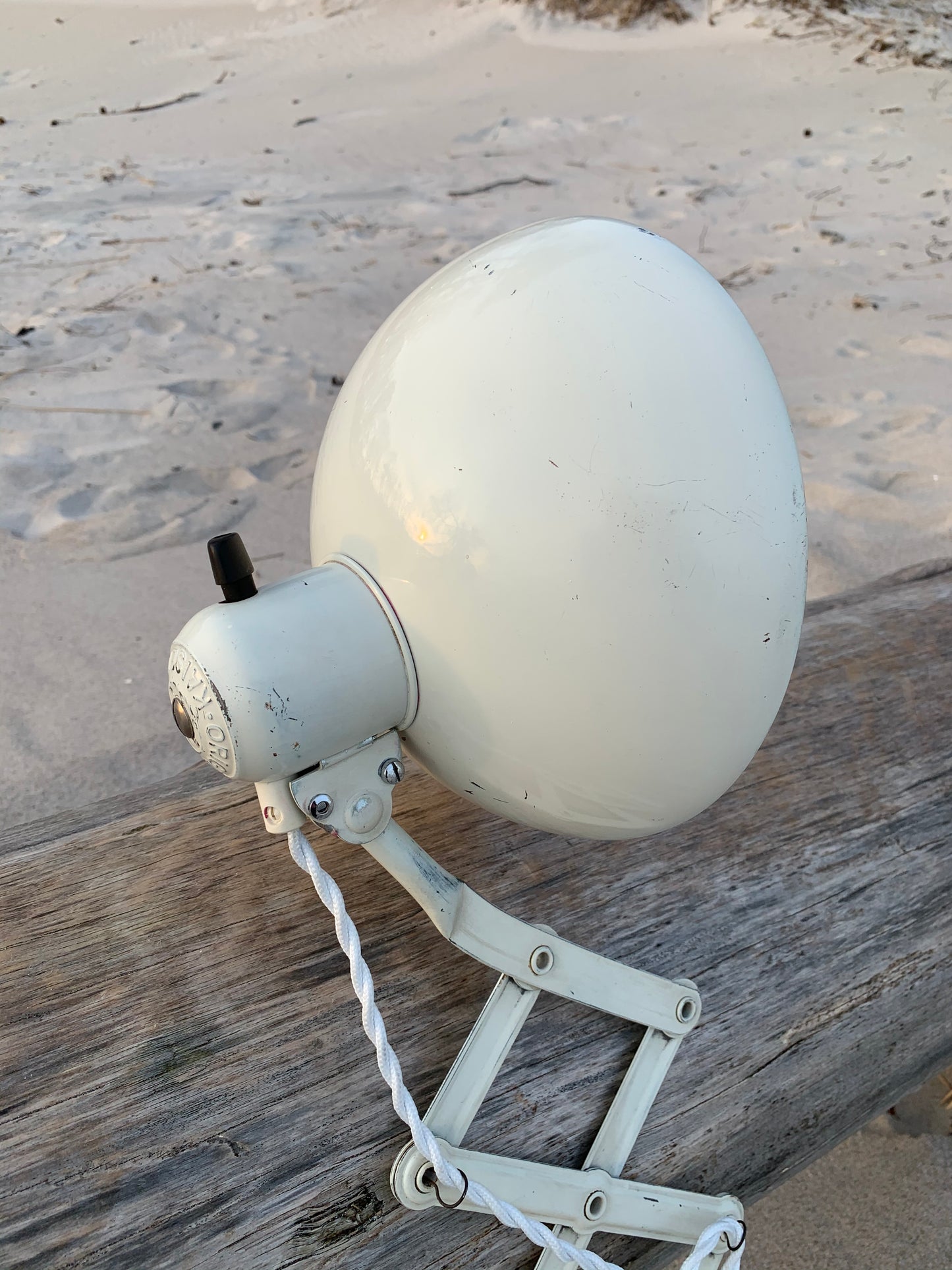 Kaiser Idell 6718 saxlampa - Vit
