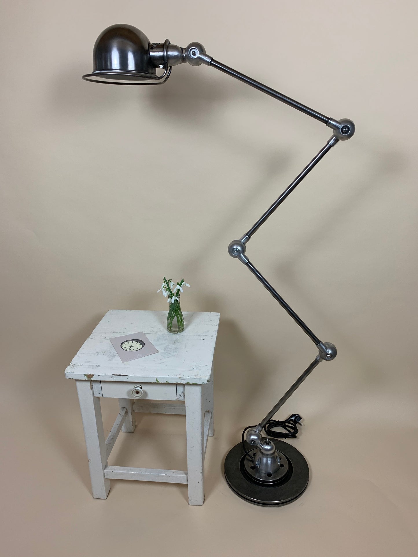 Vacker Jieldé golvlampa med 4 armar