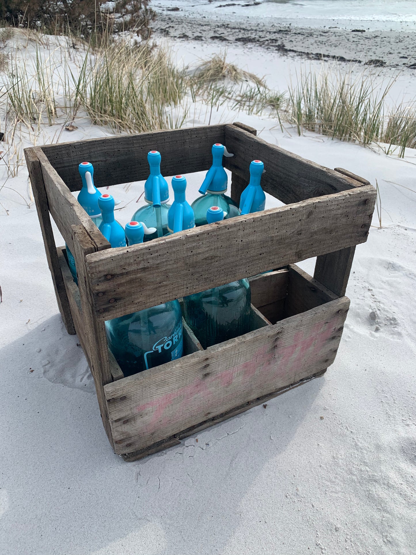 Original trälåda från Spanien för förvaring av 9 sifonflaskor