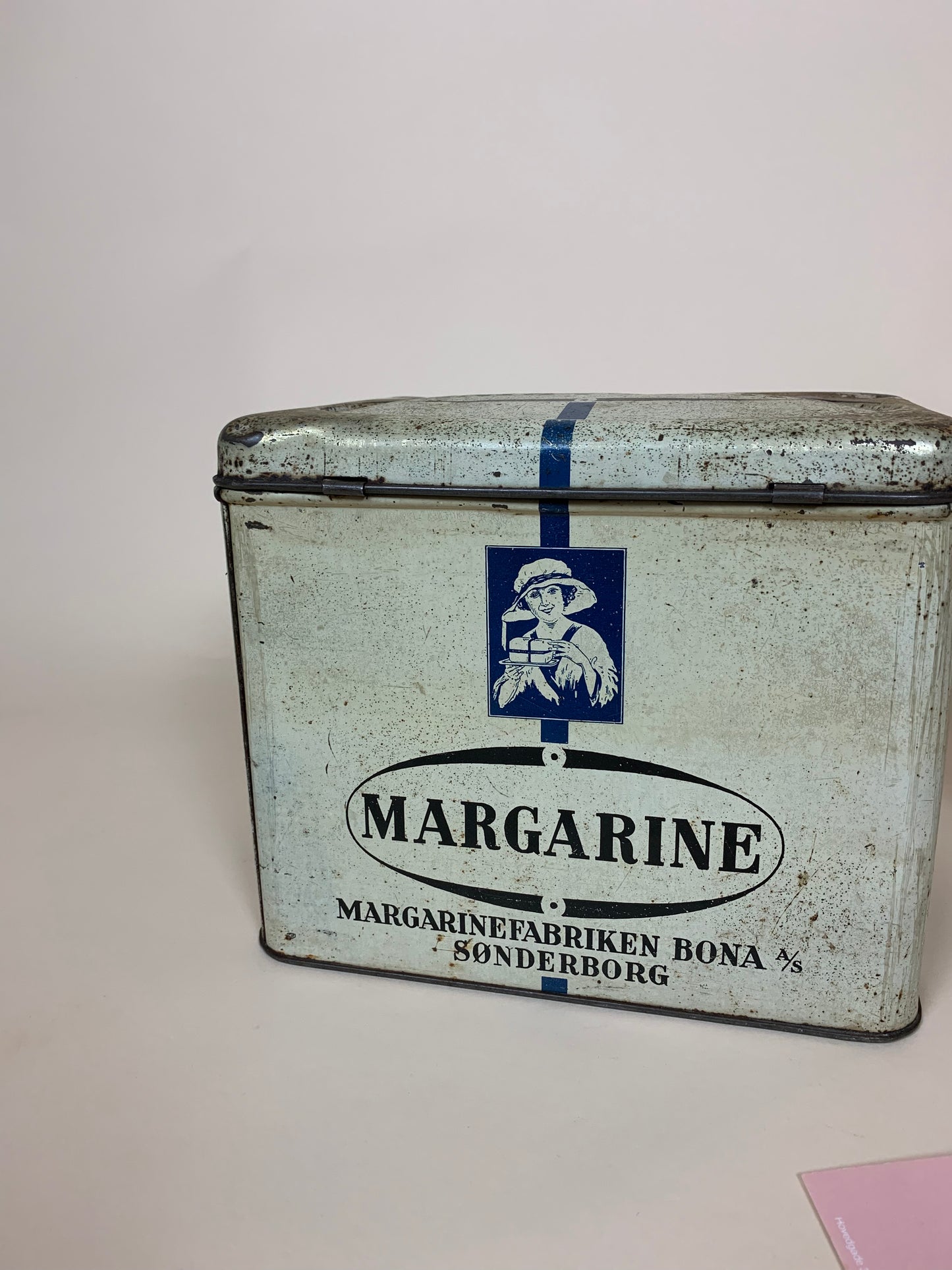 Vacker gammal margarinburk från Sønderborg