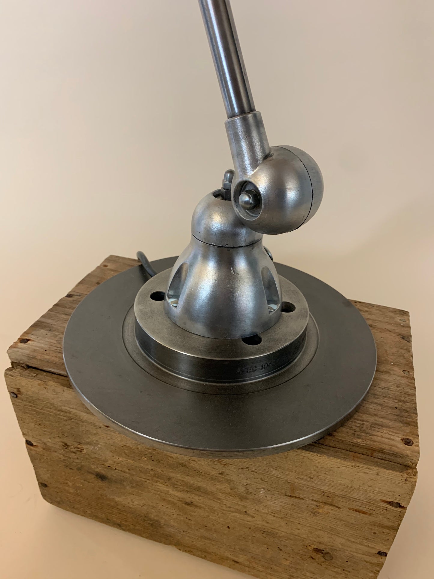 Jieldé bordslampa med två armben och strömbrytare