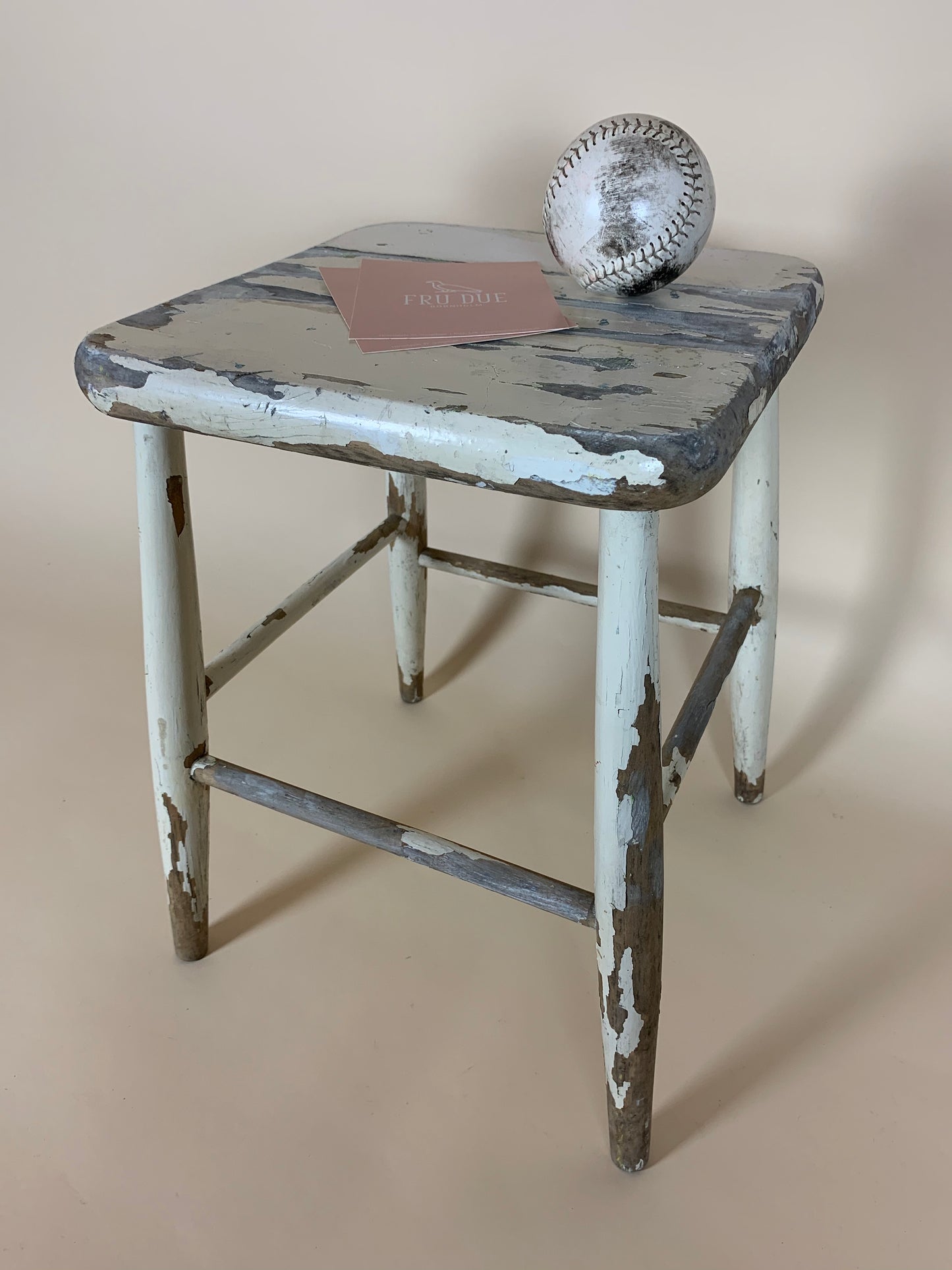 Pallen med mycket patina