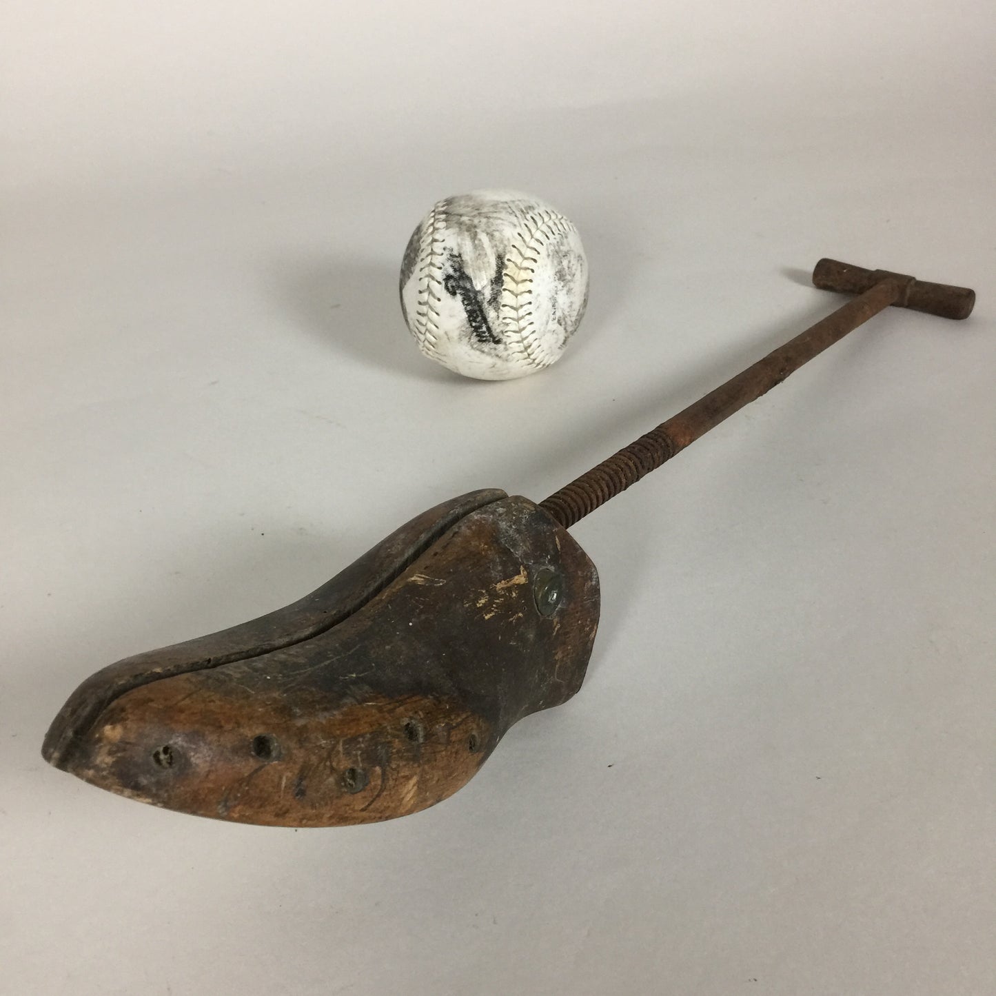 Dekorativ "skomakareffekt" med vacker patina