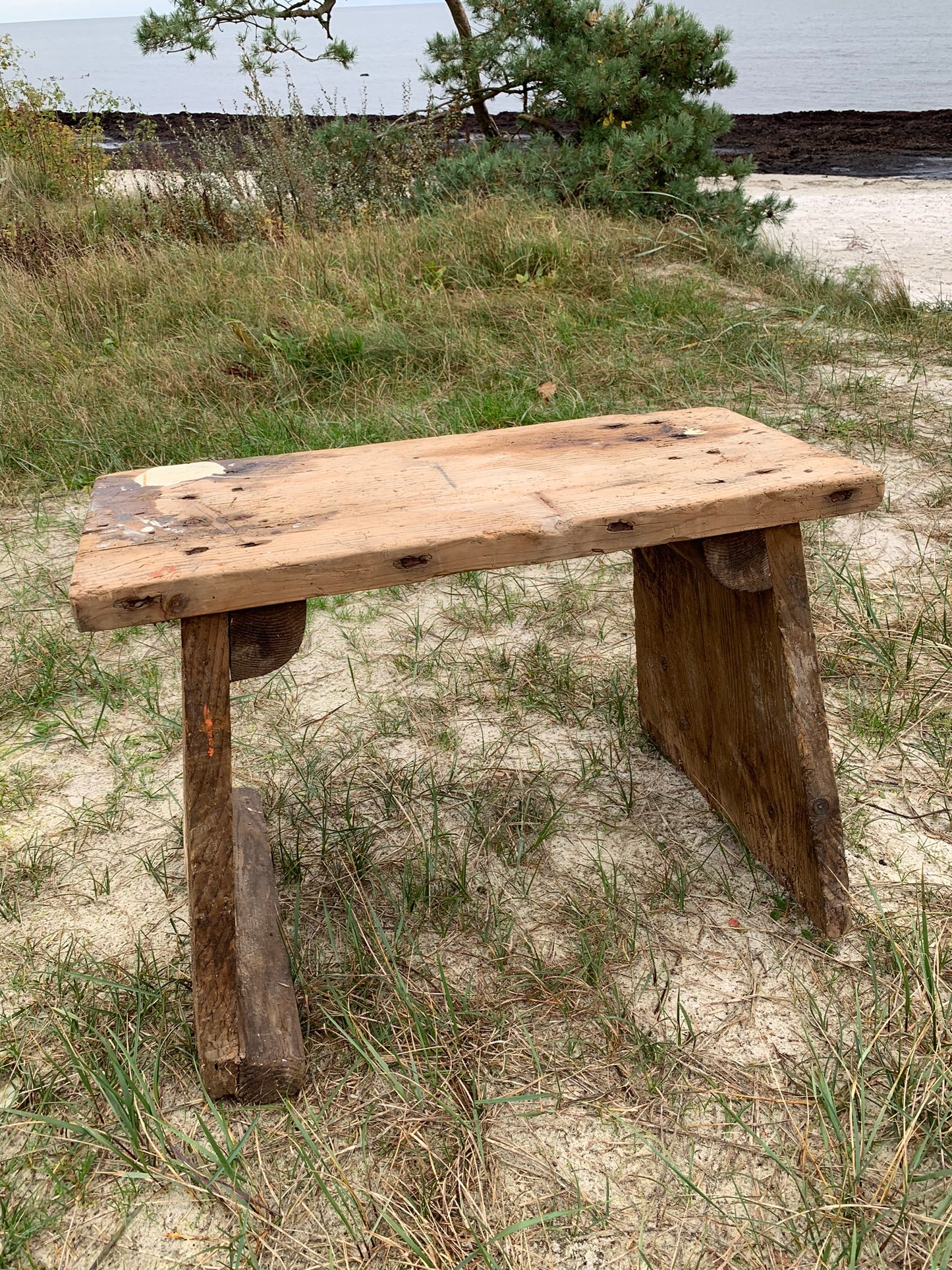 Pall med mycket patina