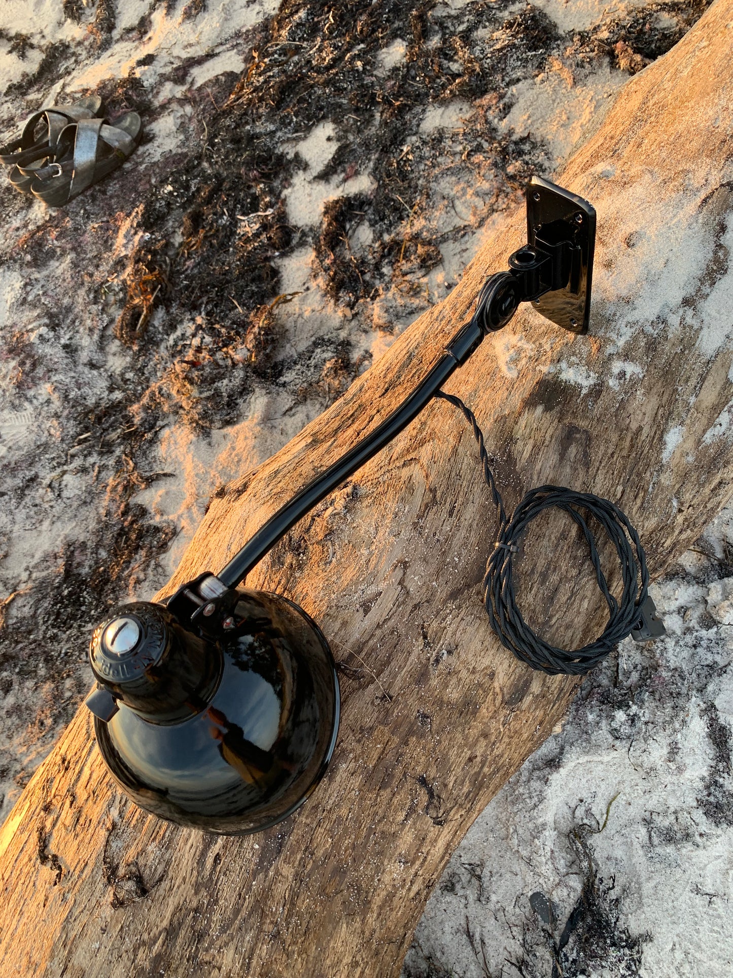 Kaiser Idell 6568 vägglampa - Svart