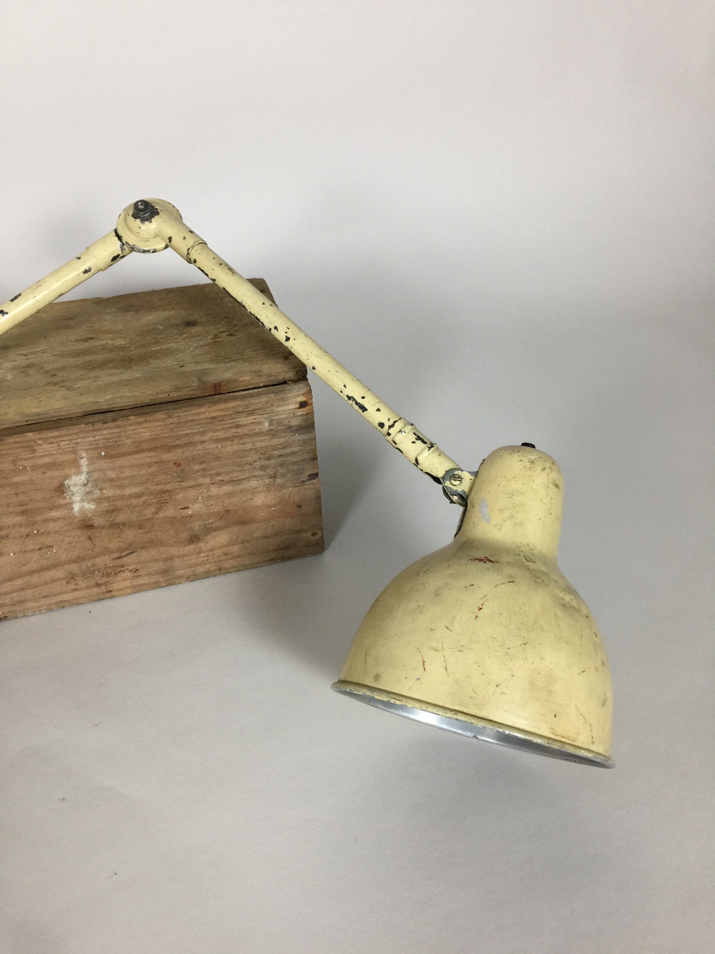 Fransk gammal vägglampa