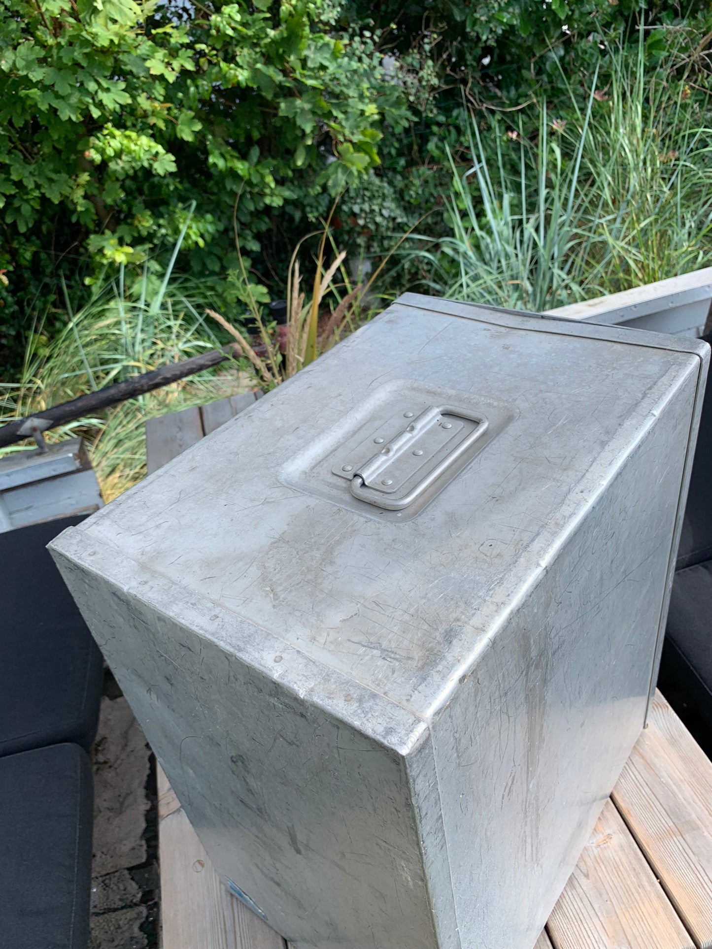 Kabinskåp för flygplan