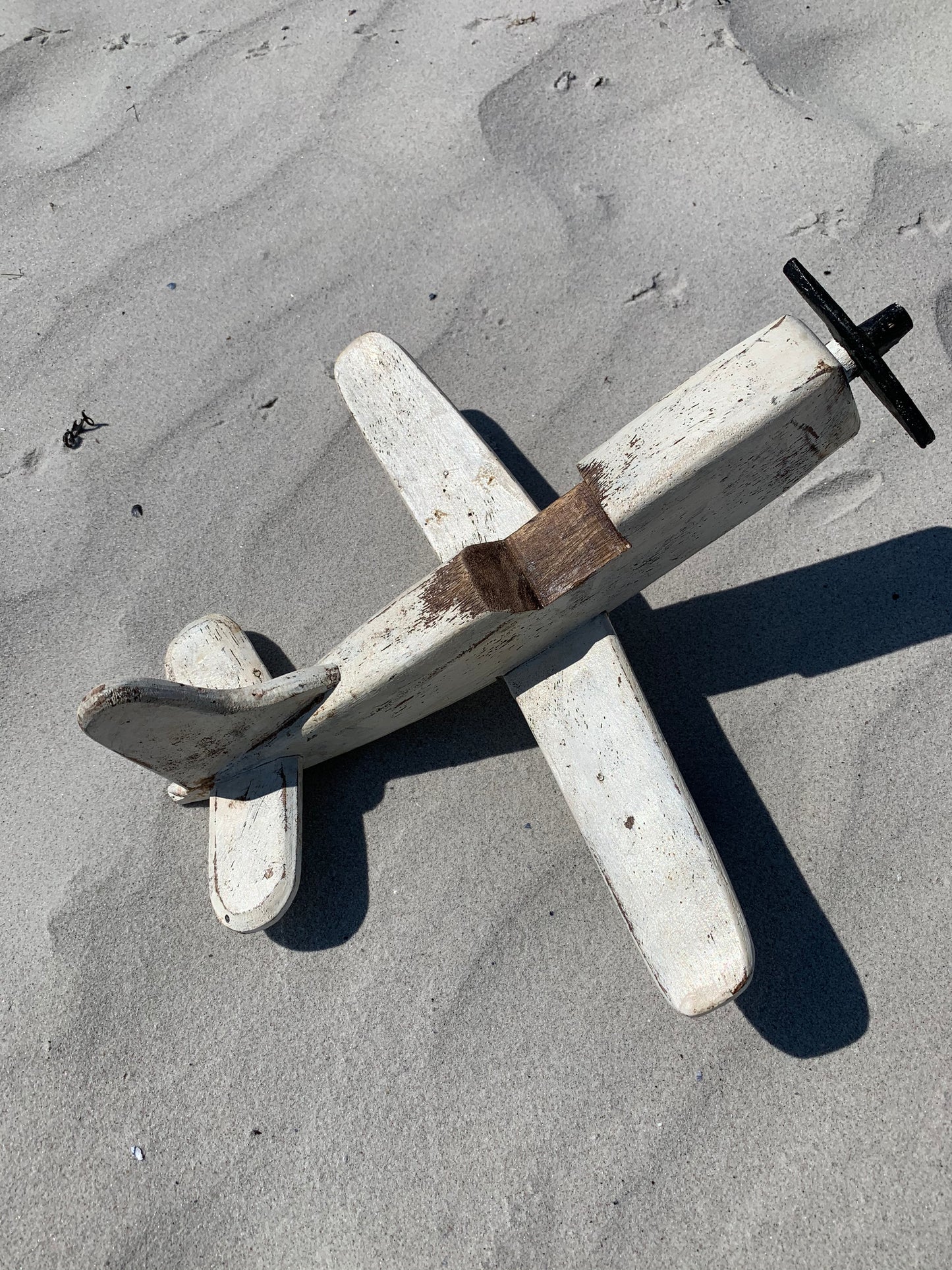Dekorativt träflygplan