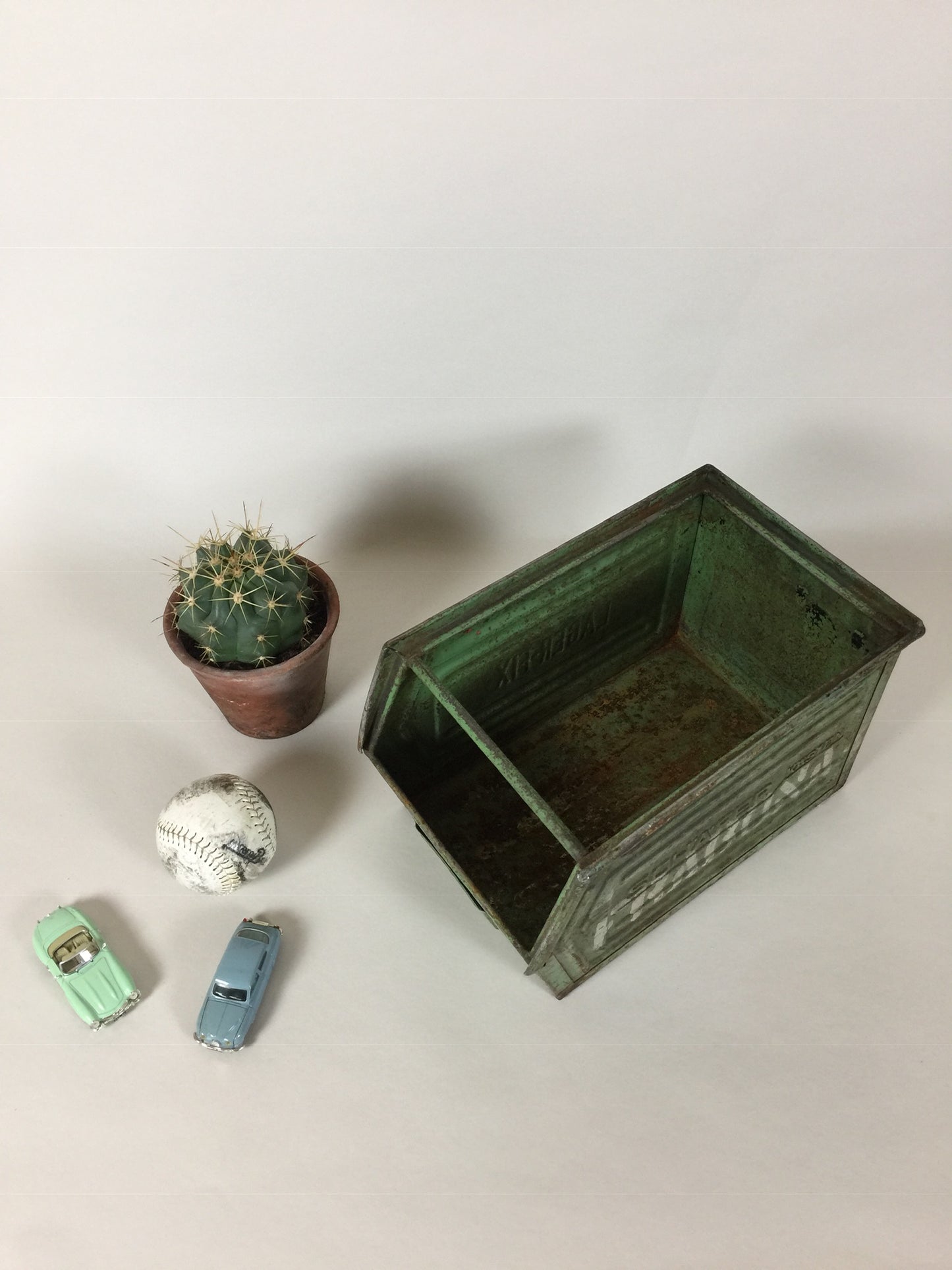 Fint grönt metallfodral