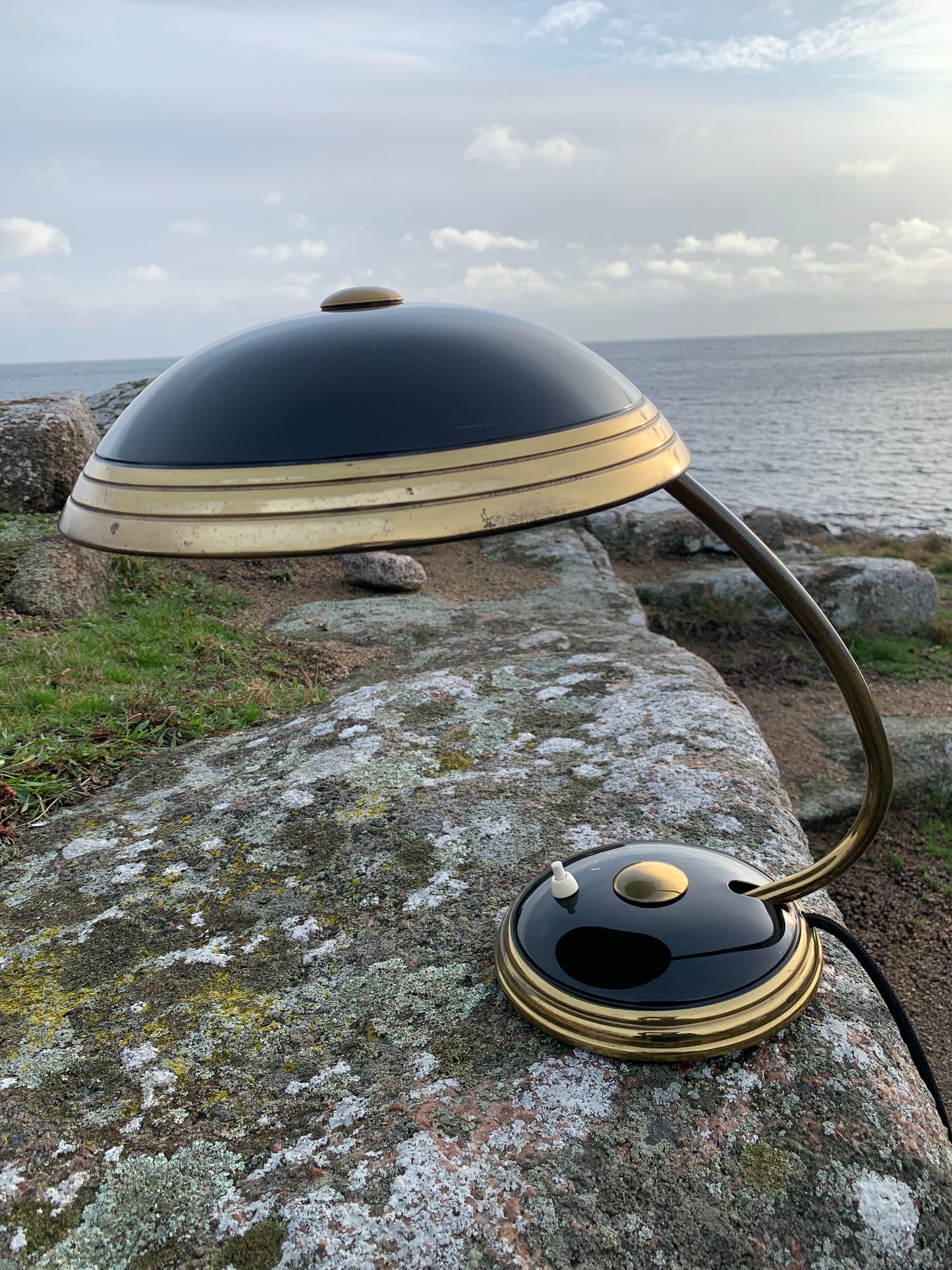 Helo - Svart och mässing