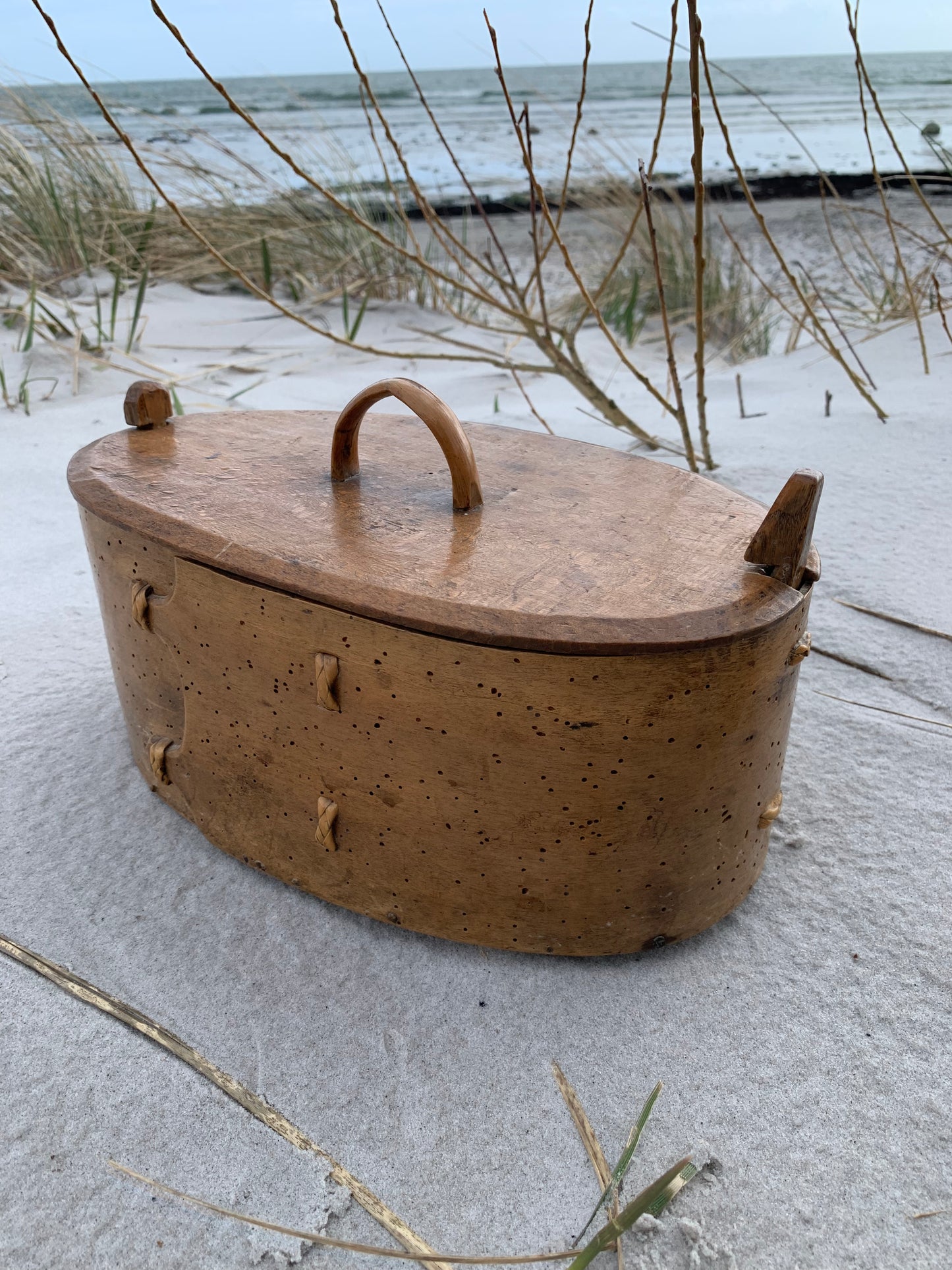 Trälåda med lock