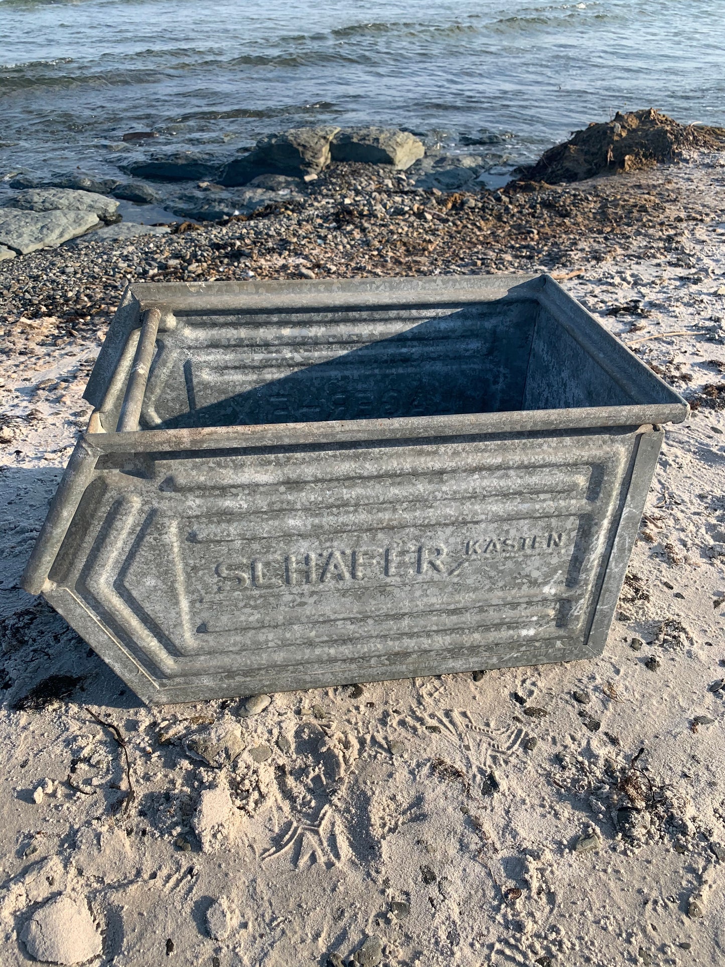 Stor Shhäfer metalllåda