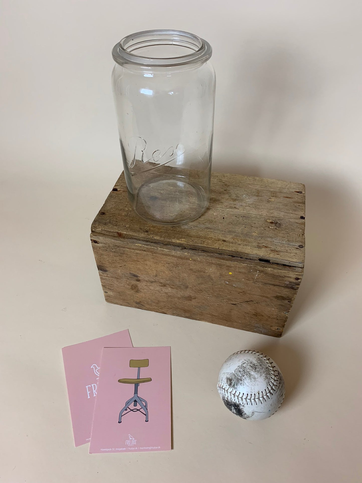 Stort sjudande glas utan lock