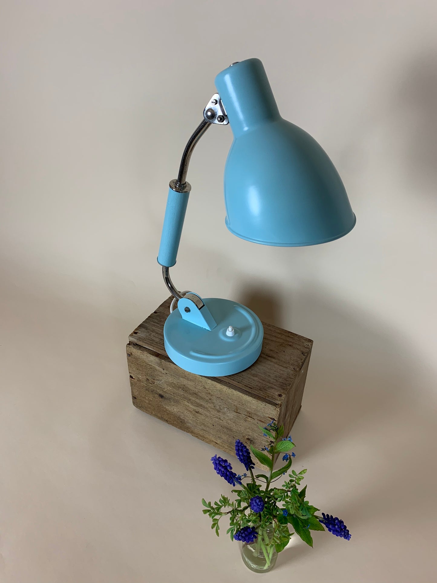 Vintage lampa designad av Christian Dell för Koranda