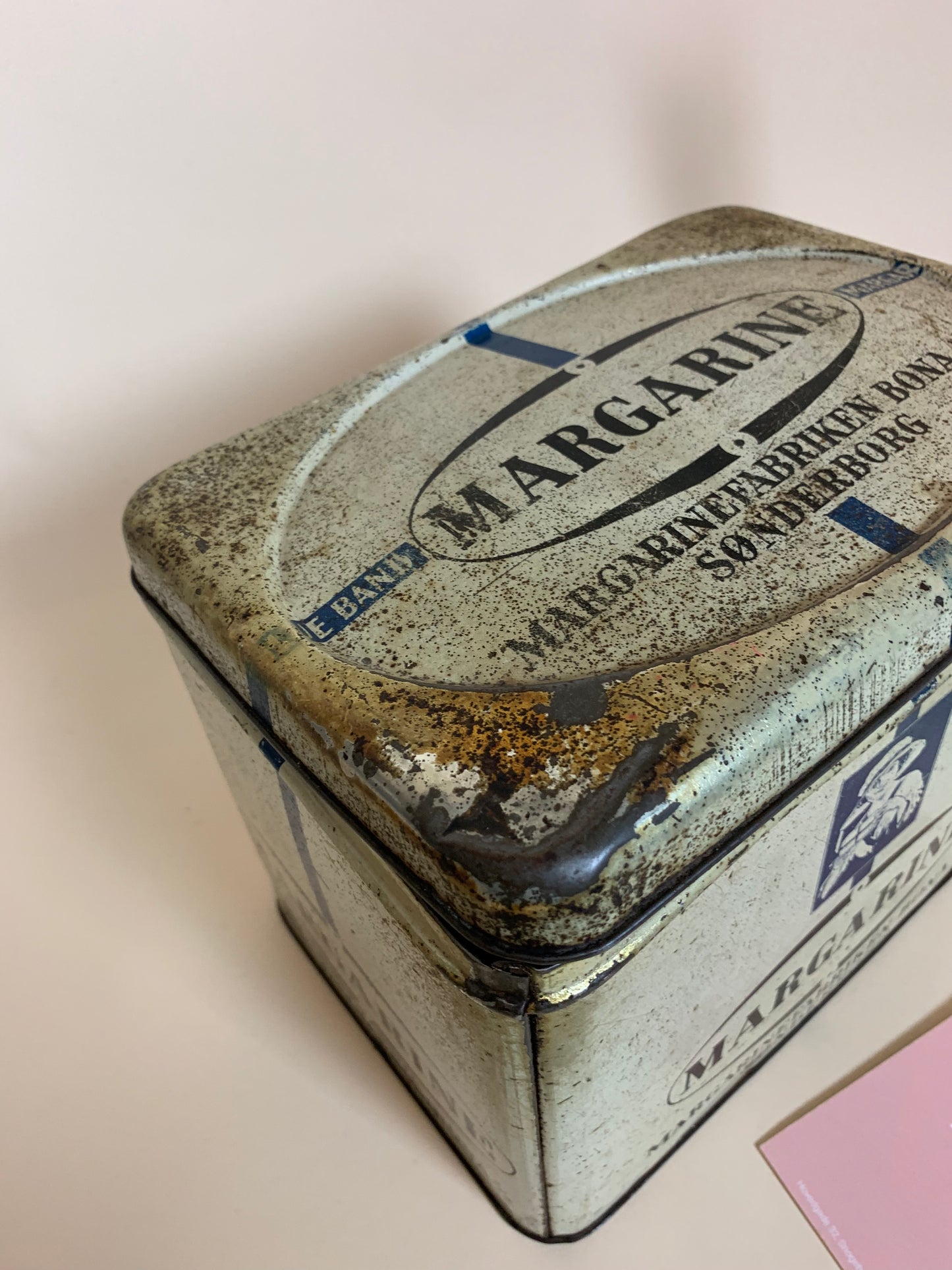 Vacker gammal margarinburk från Sønderborg
