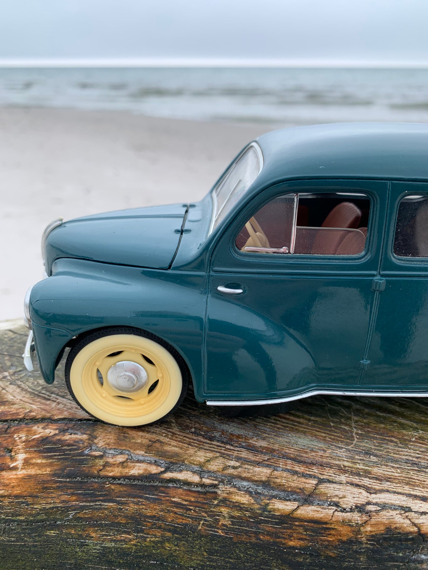 Renault 4 CV