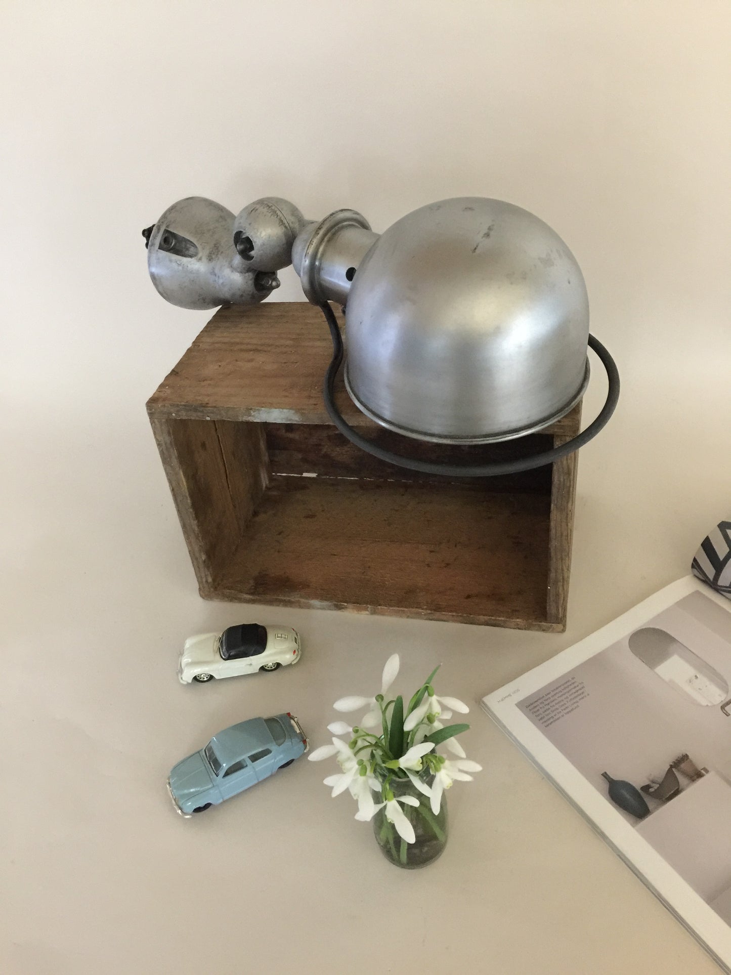Jieldé-lampa med på/av-knapp