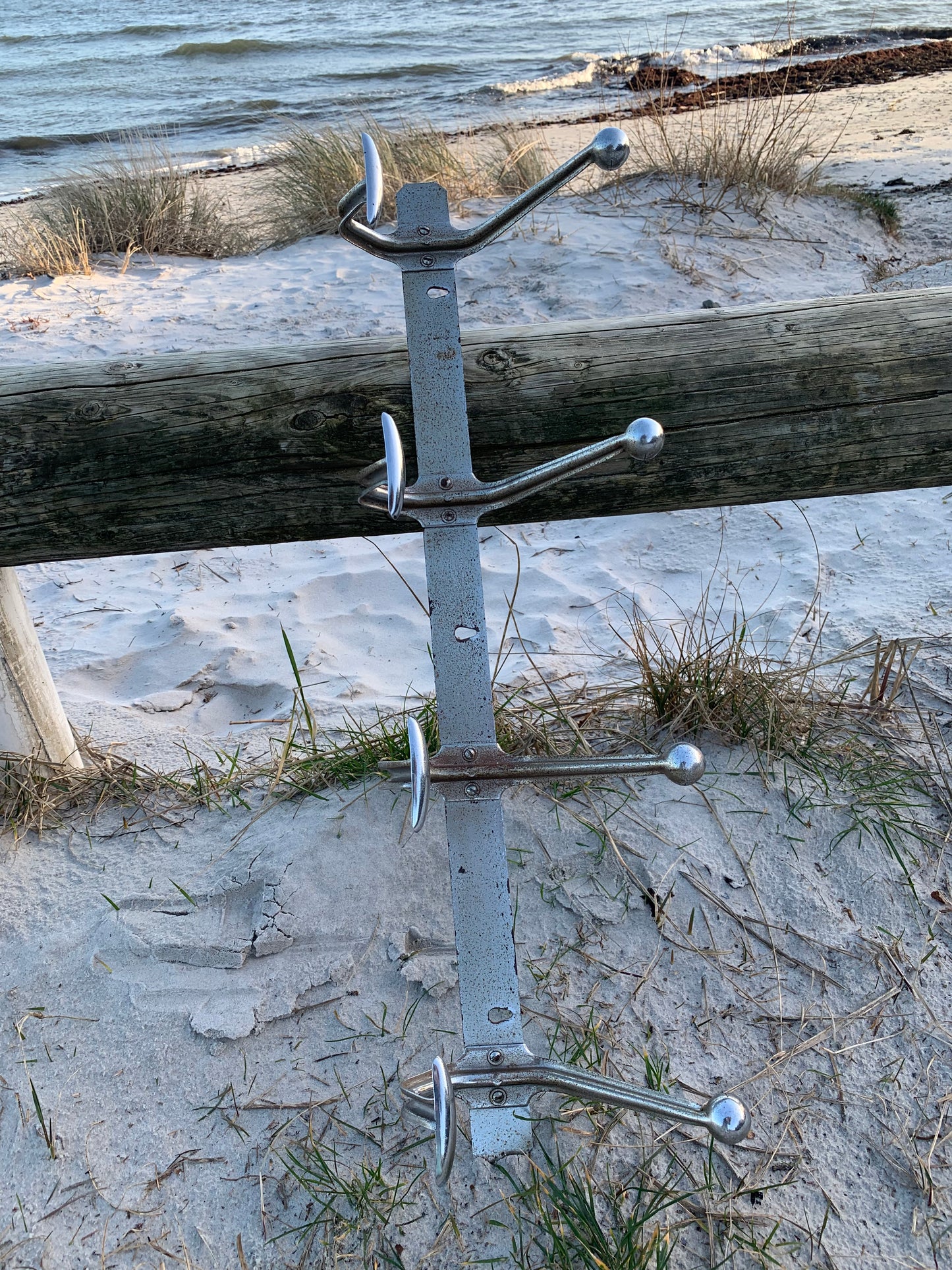 Fransk klädhängare i metall