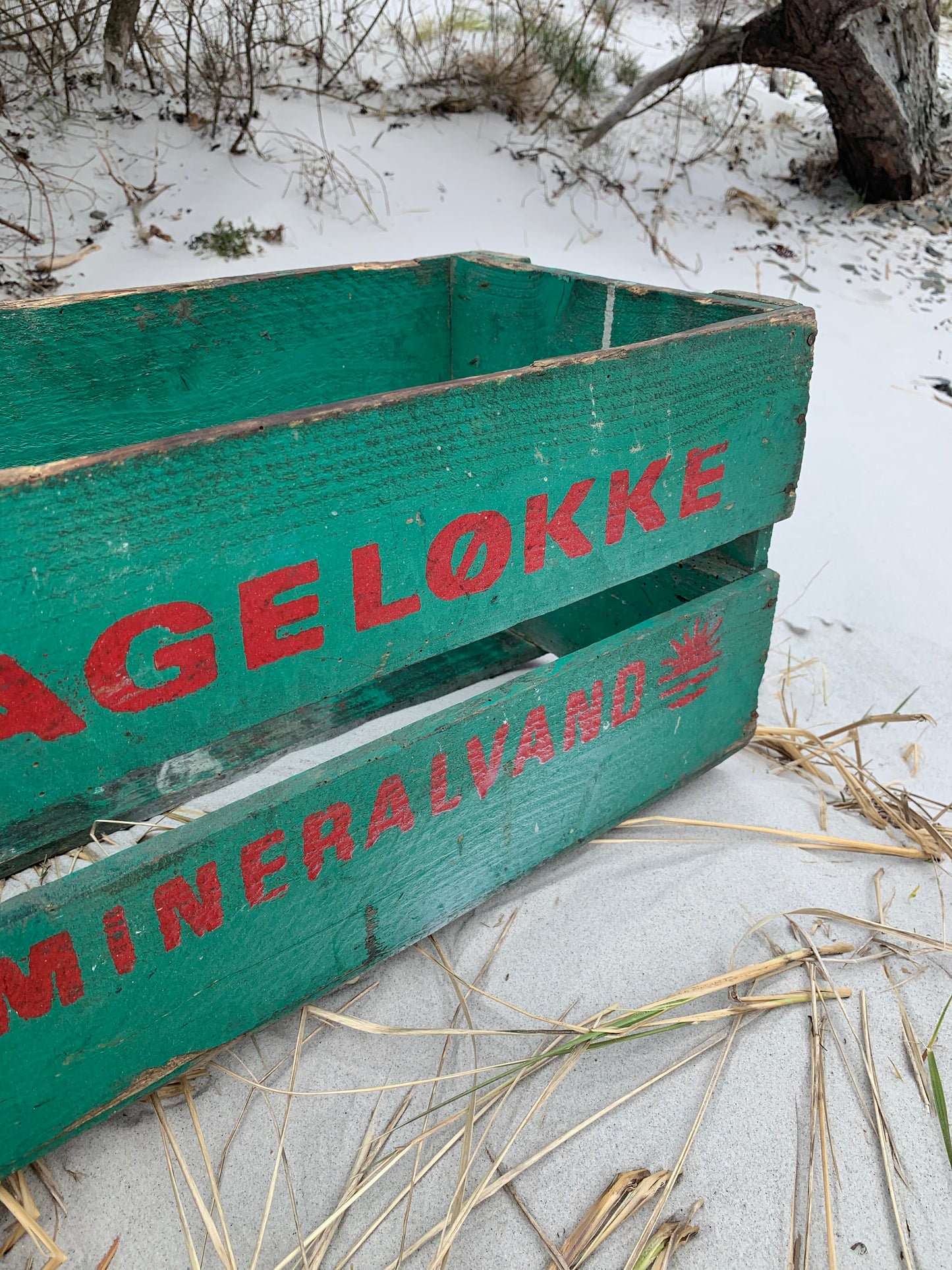 Dag lycka mineralvatten låda