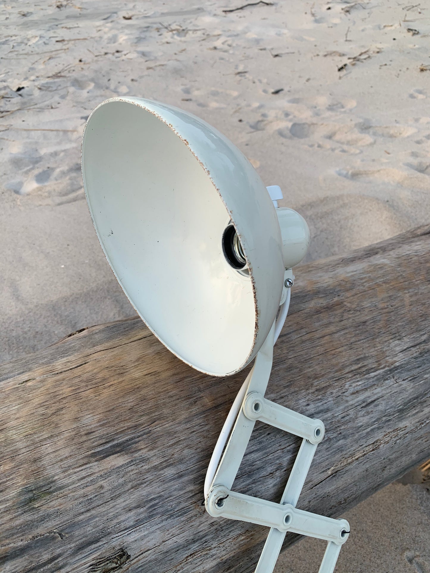 Kaiser Idell 6718 saxlampa - Vit