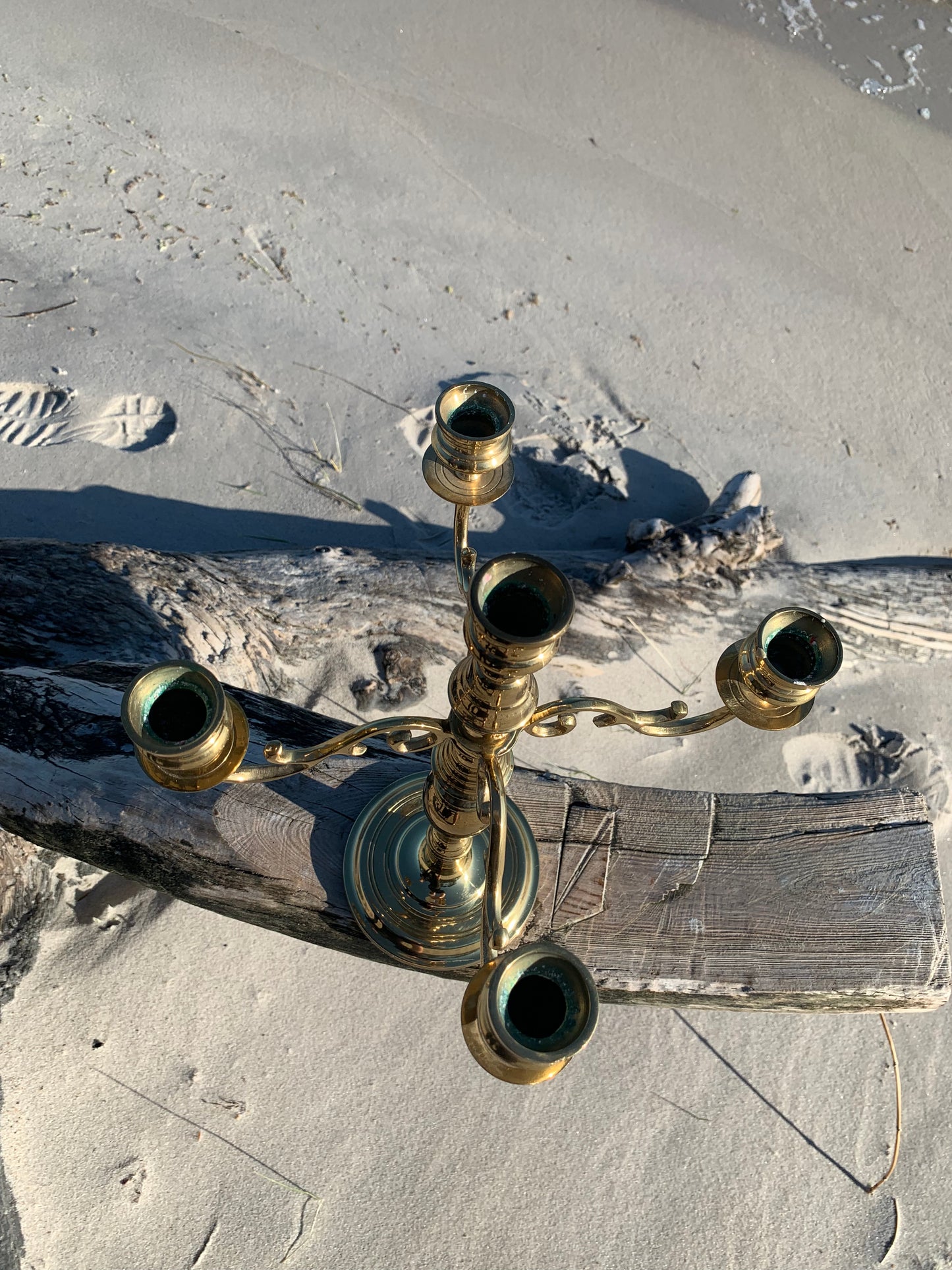 Mässingshållare för fem ljus