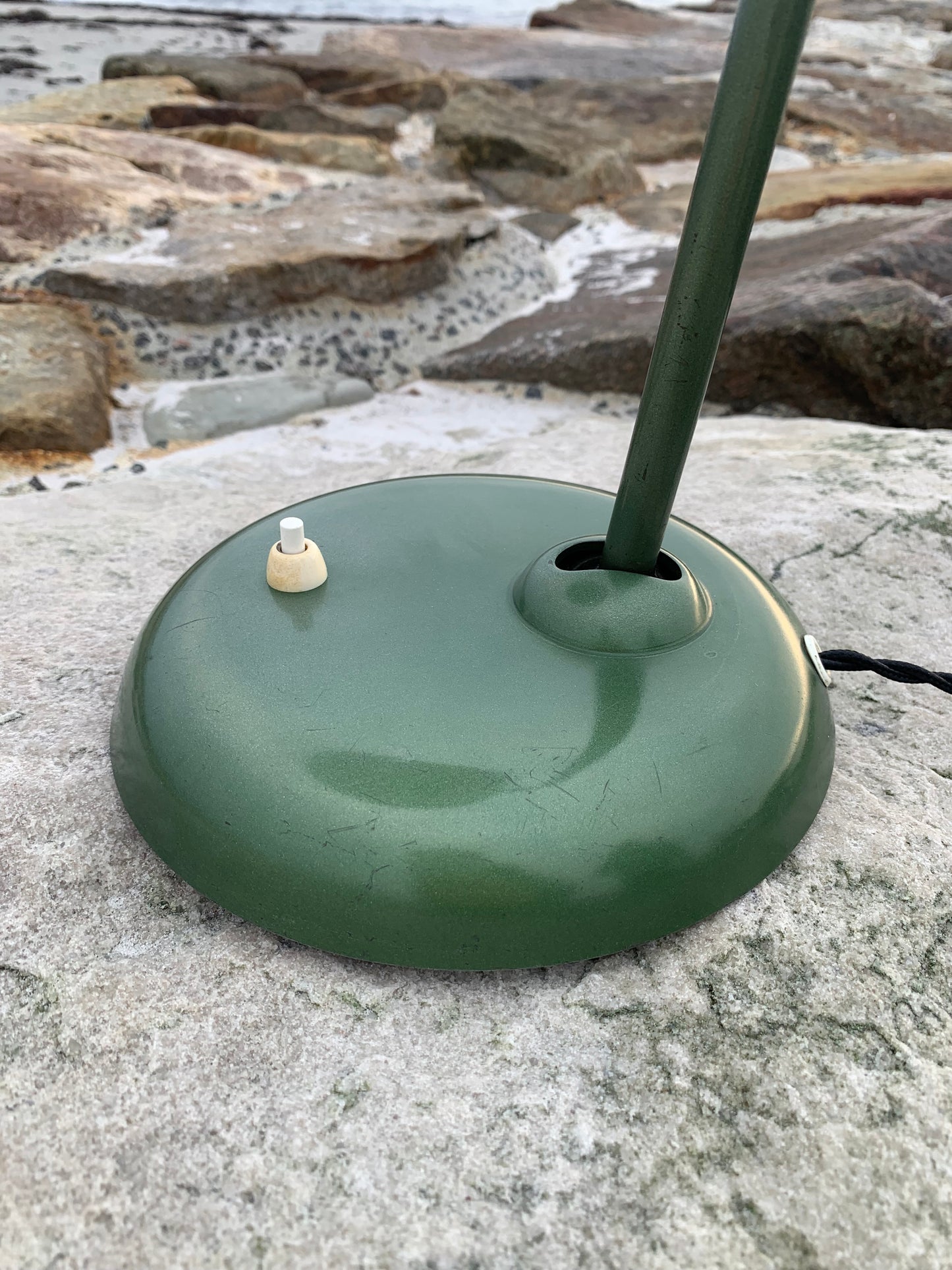 Kaiser Idell 6556 - Originalgrön (den något mer sällsynta lacken)